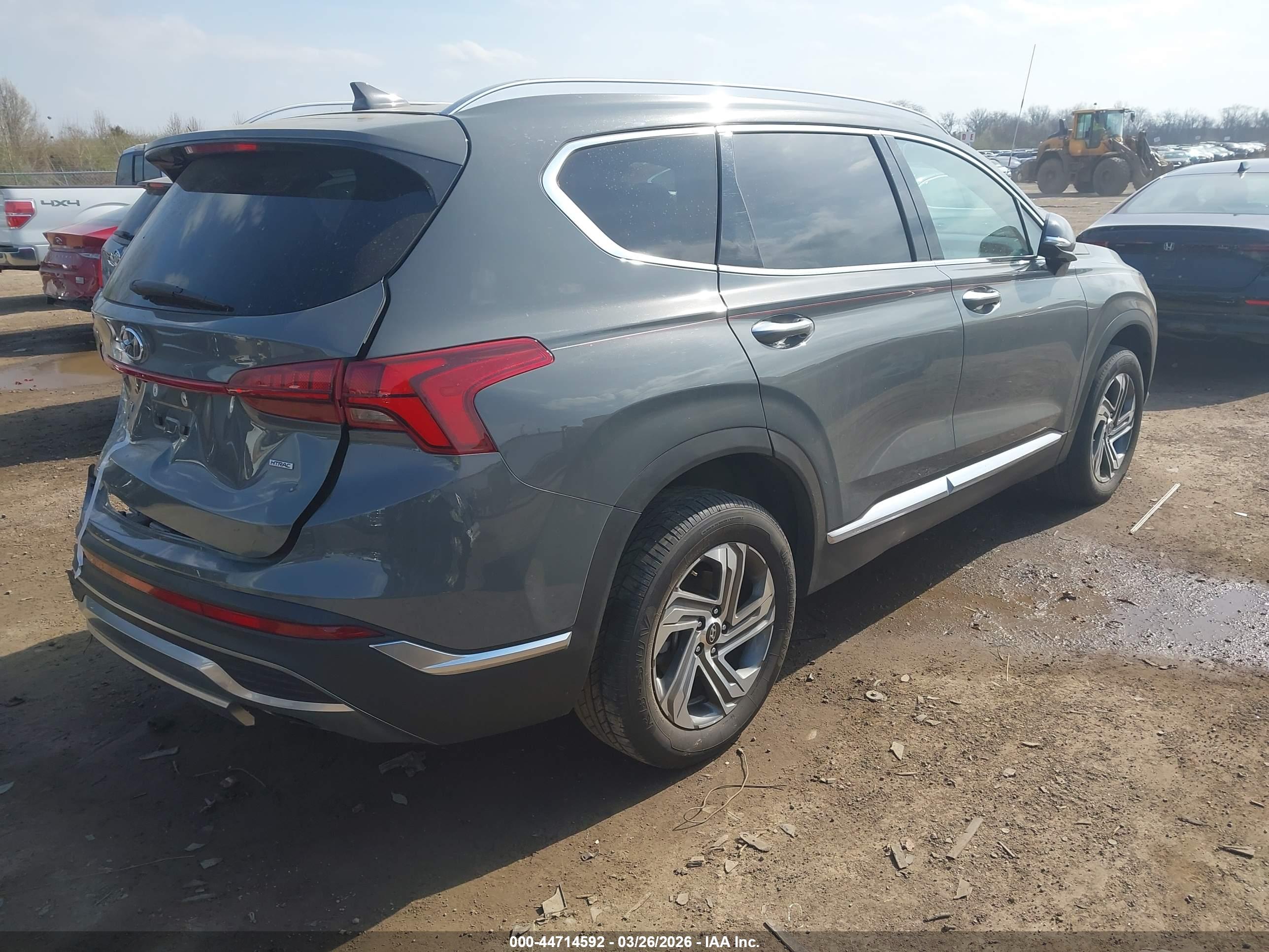 HYUNDAI SANTA image 4