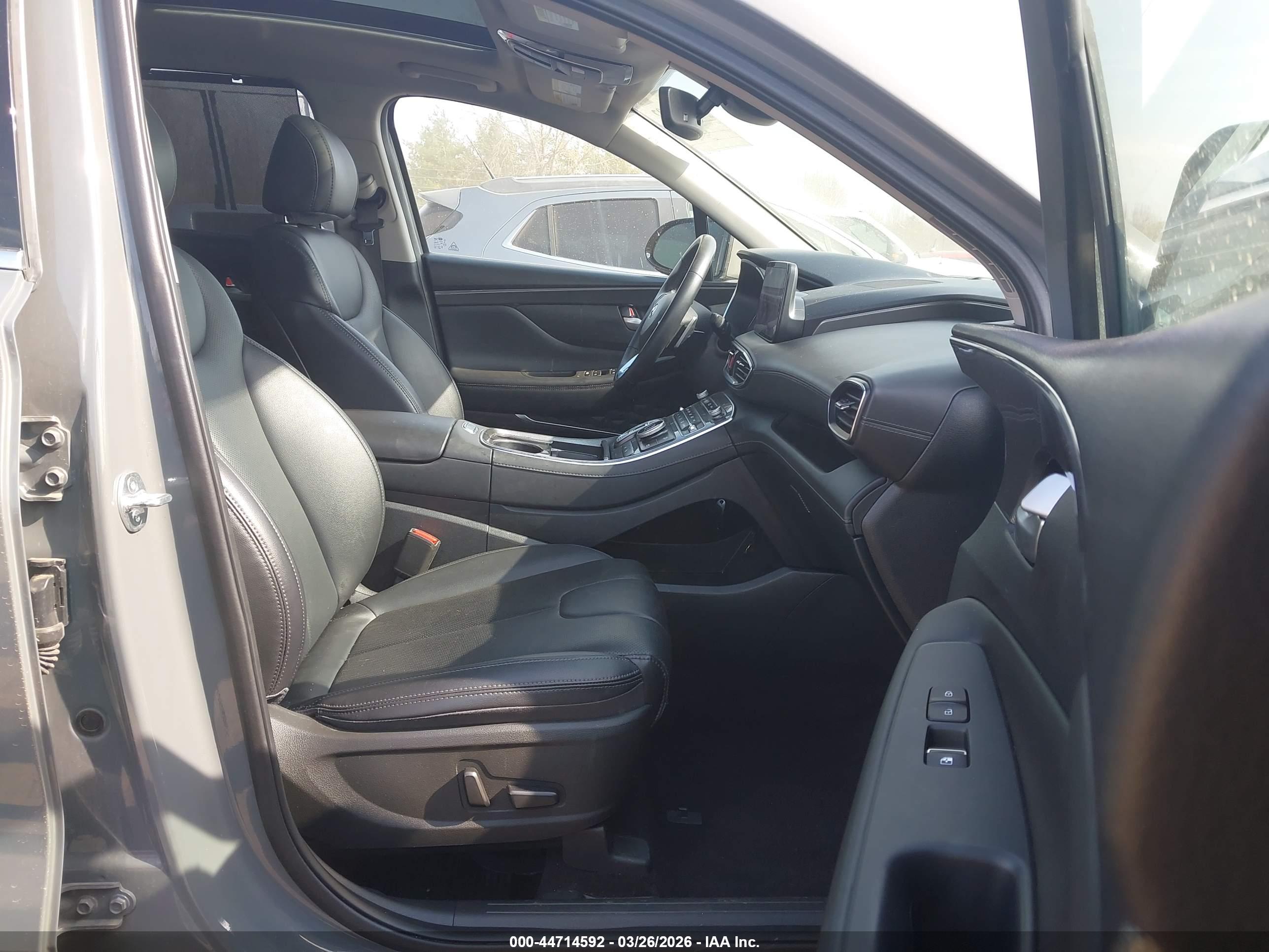 HYUNDAI SANTA image 5
