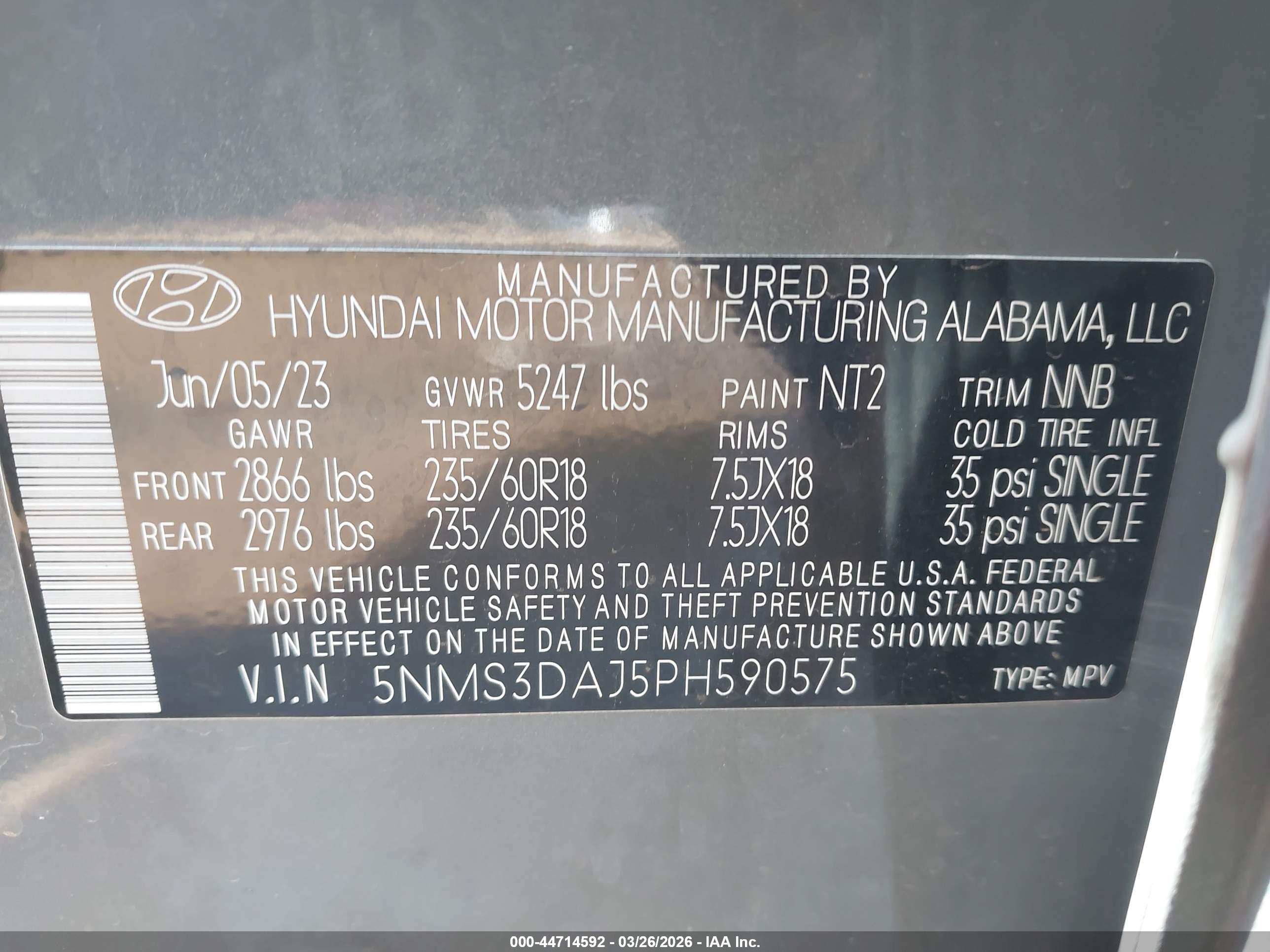 HYUNDAI SANTA image 9