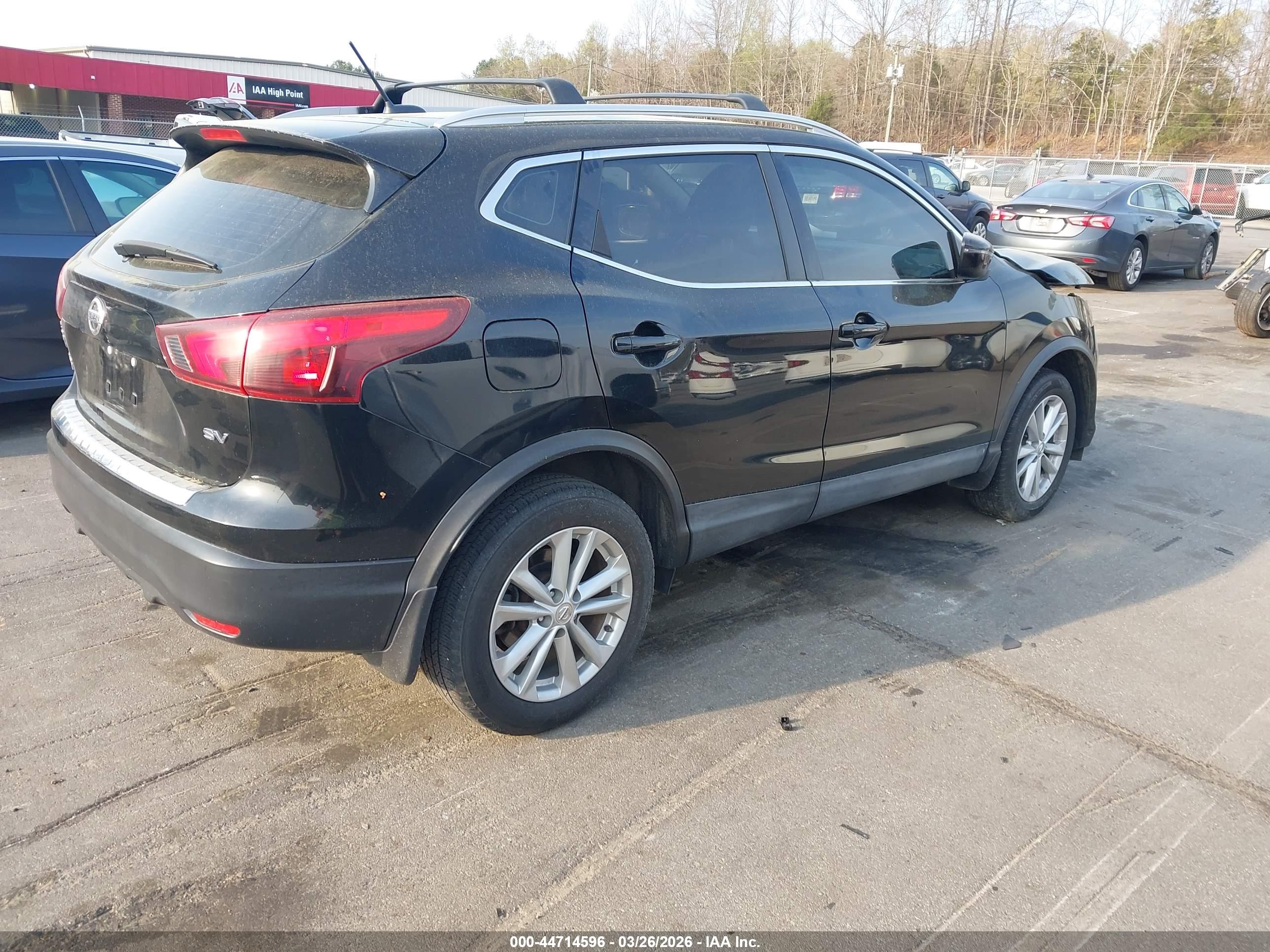 NISSAN ROGUE image 4