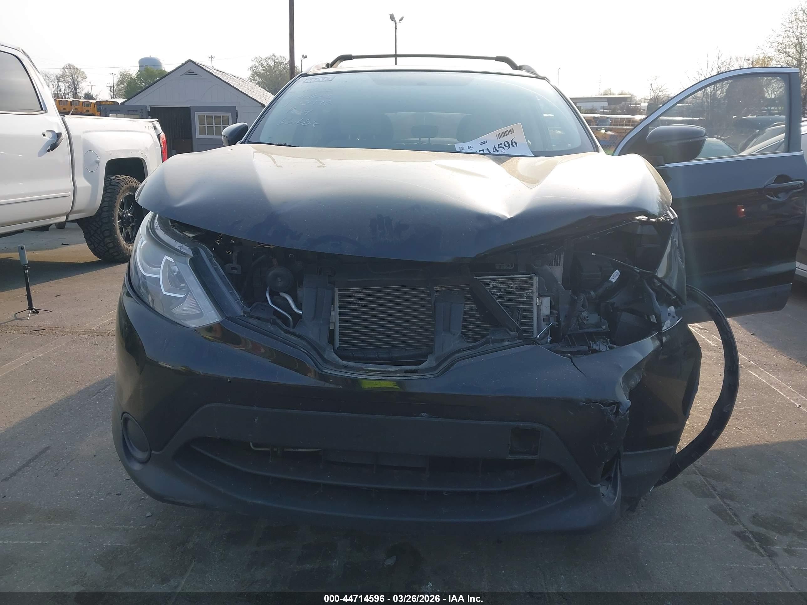 NISSAN ROGUE image 6