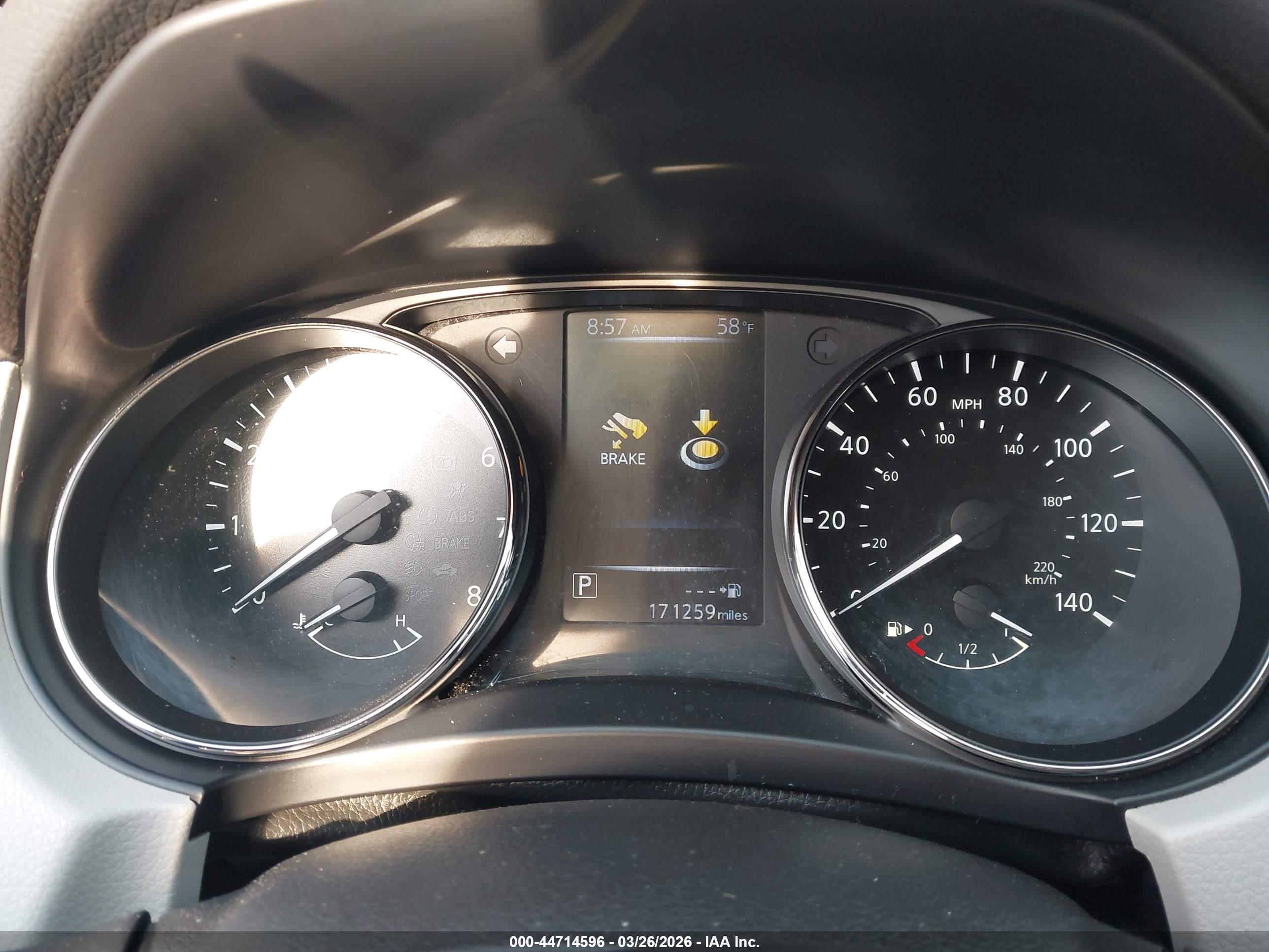 NISSAN ROGUE image 7