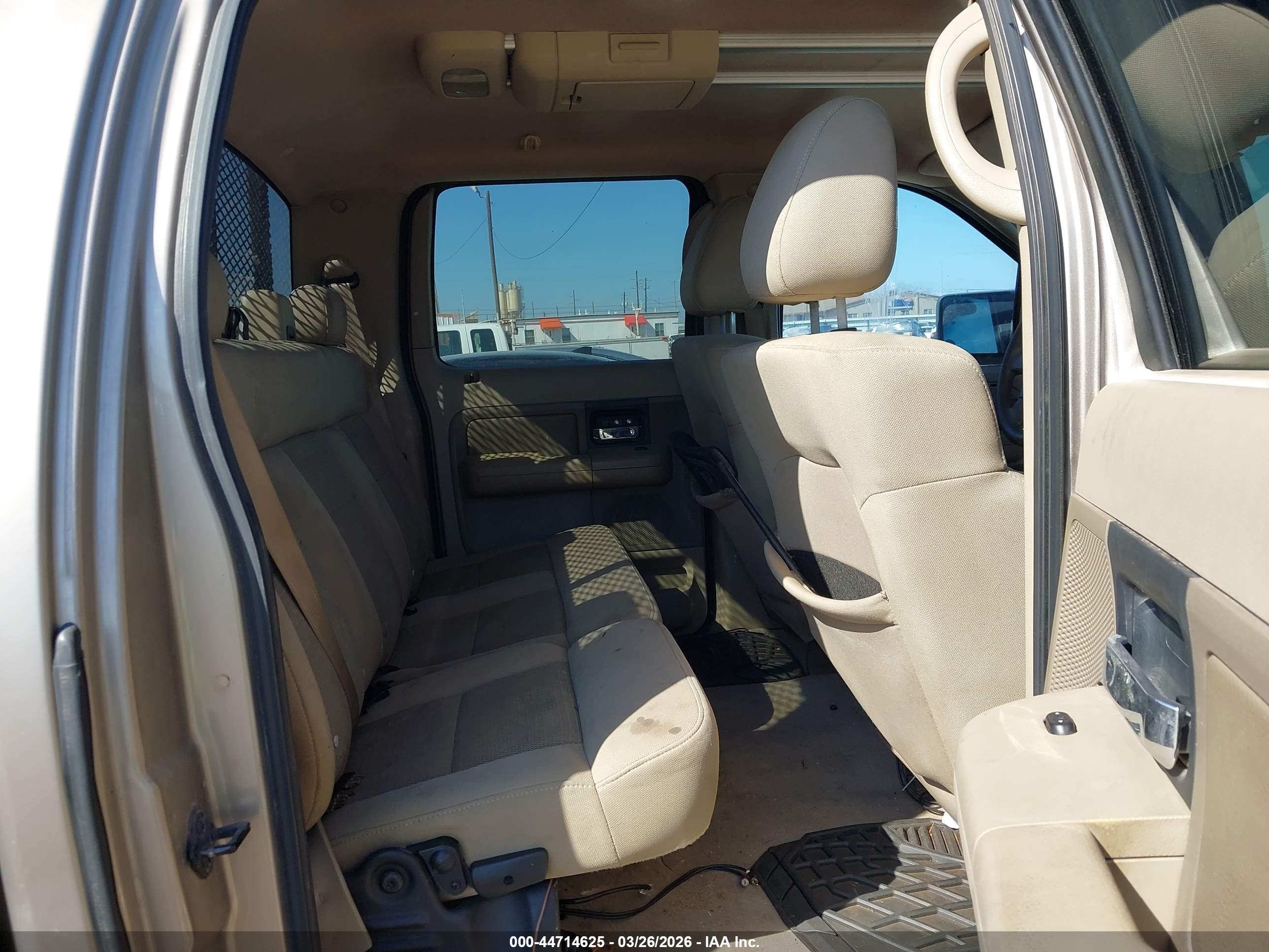 FORD F-150 image 8
