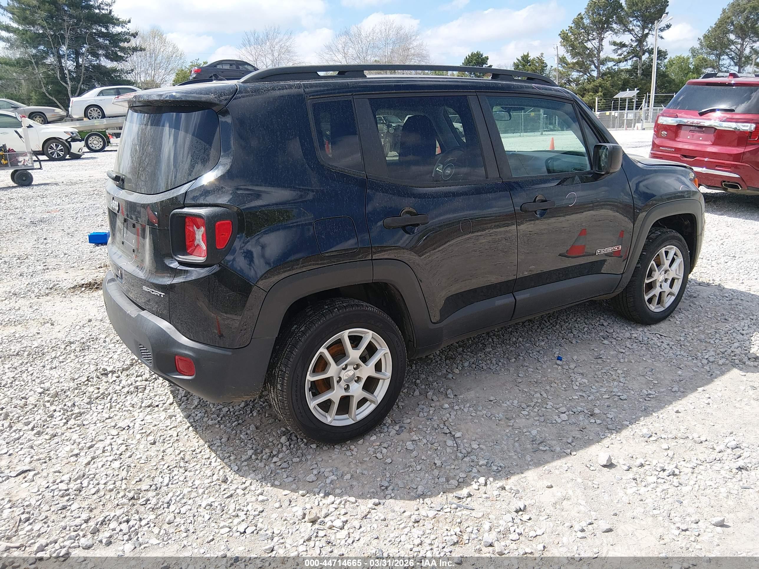 JEEP RENEGADE image 4