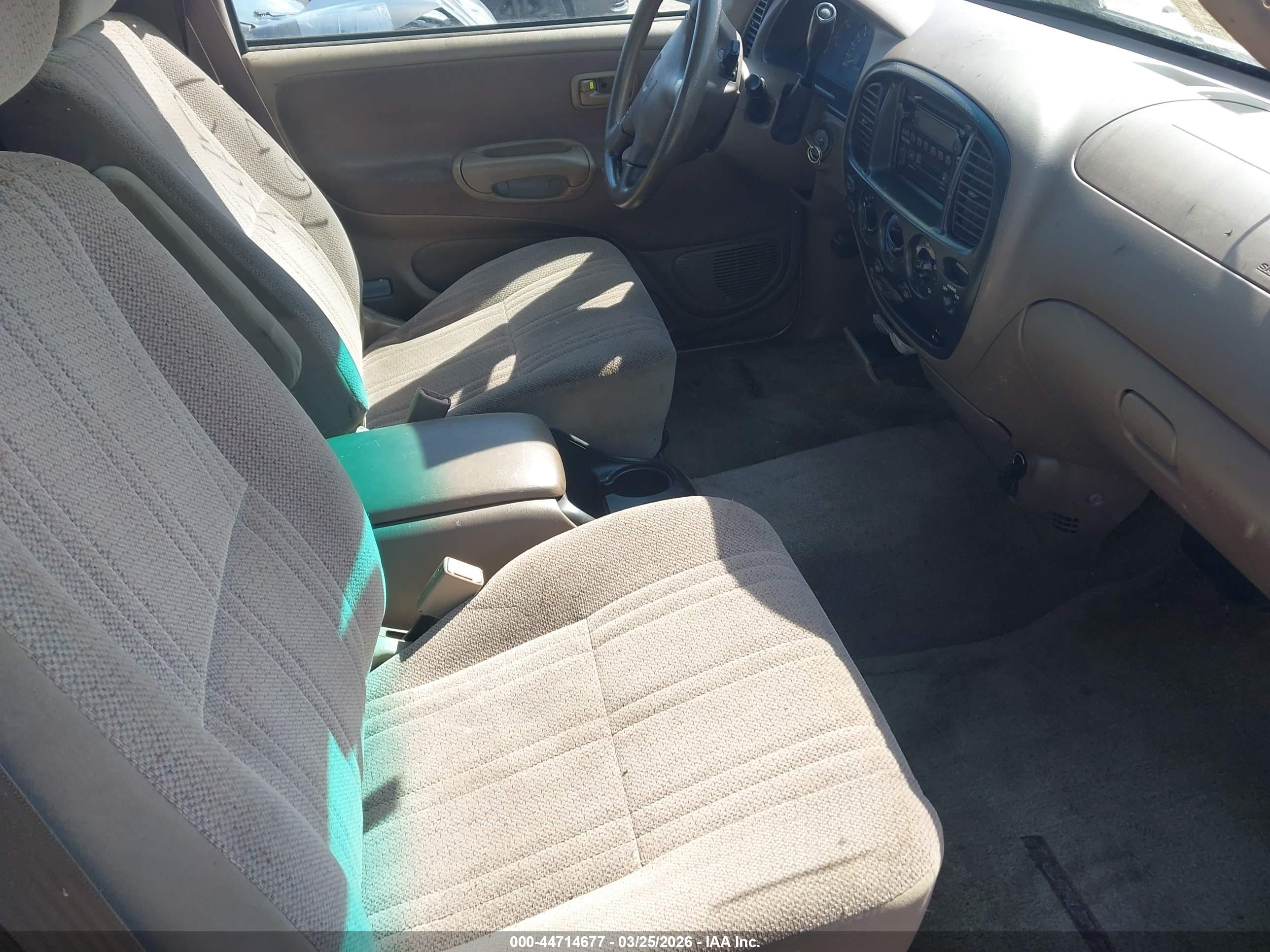 TOYOTA TUNDRA image 5