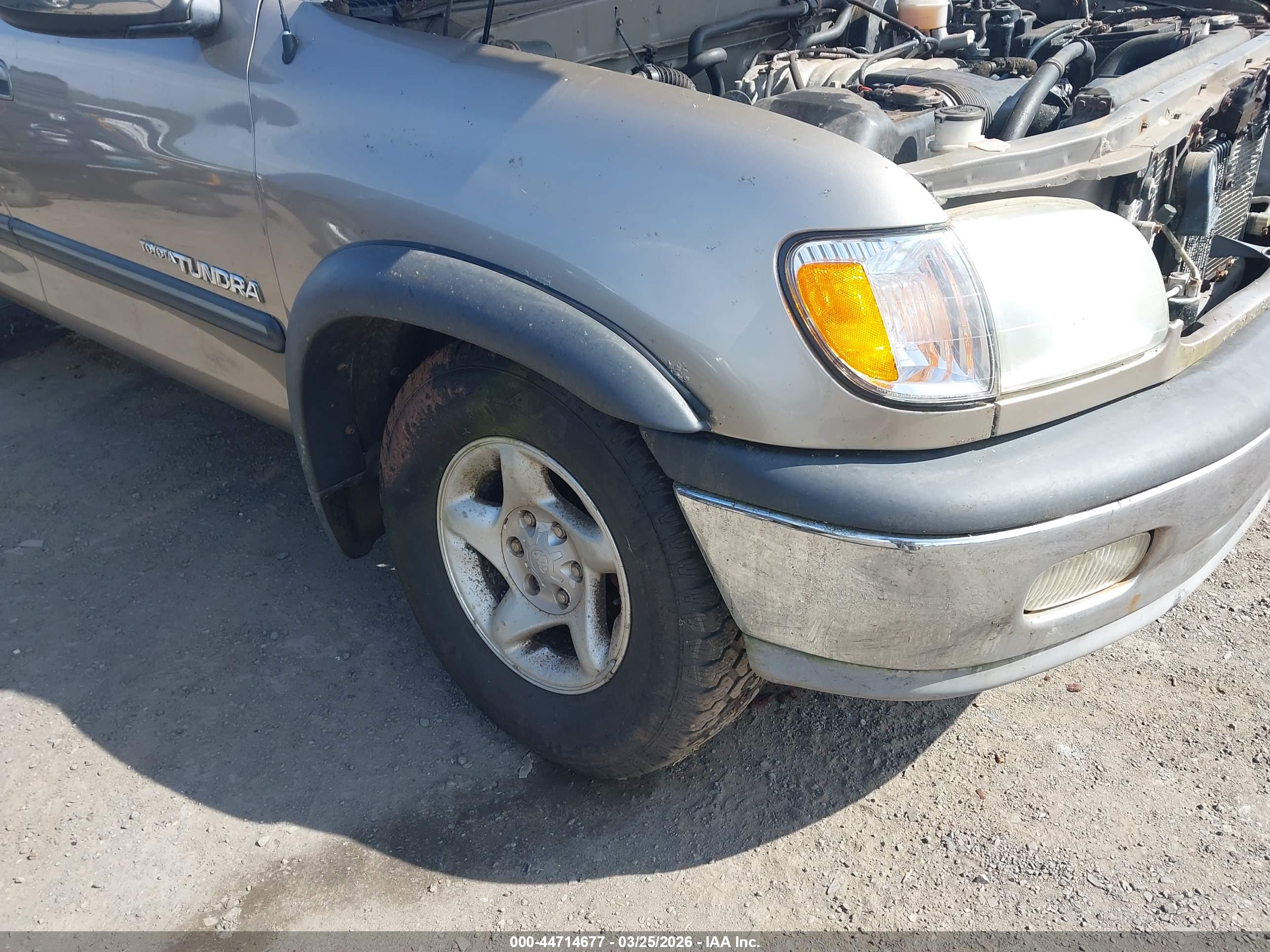 TOYOTA TUNDRA image 6