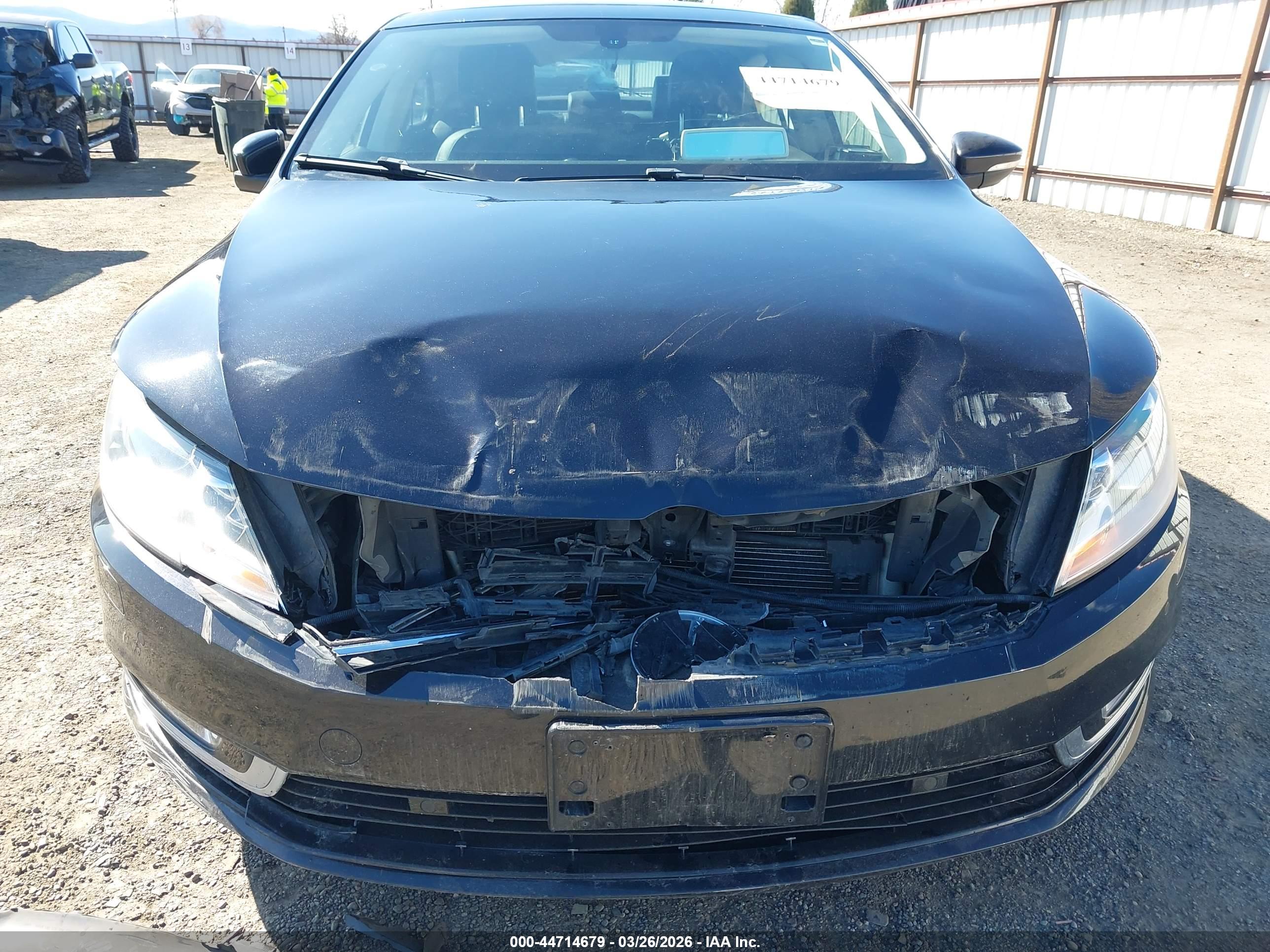 VOLKSWAGEN CC image 6