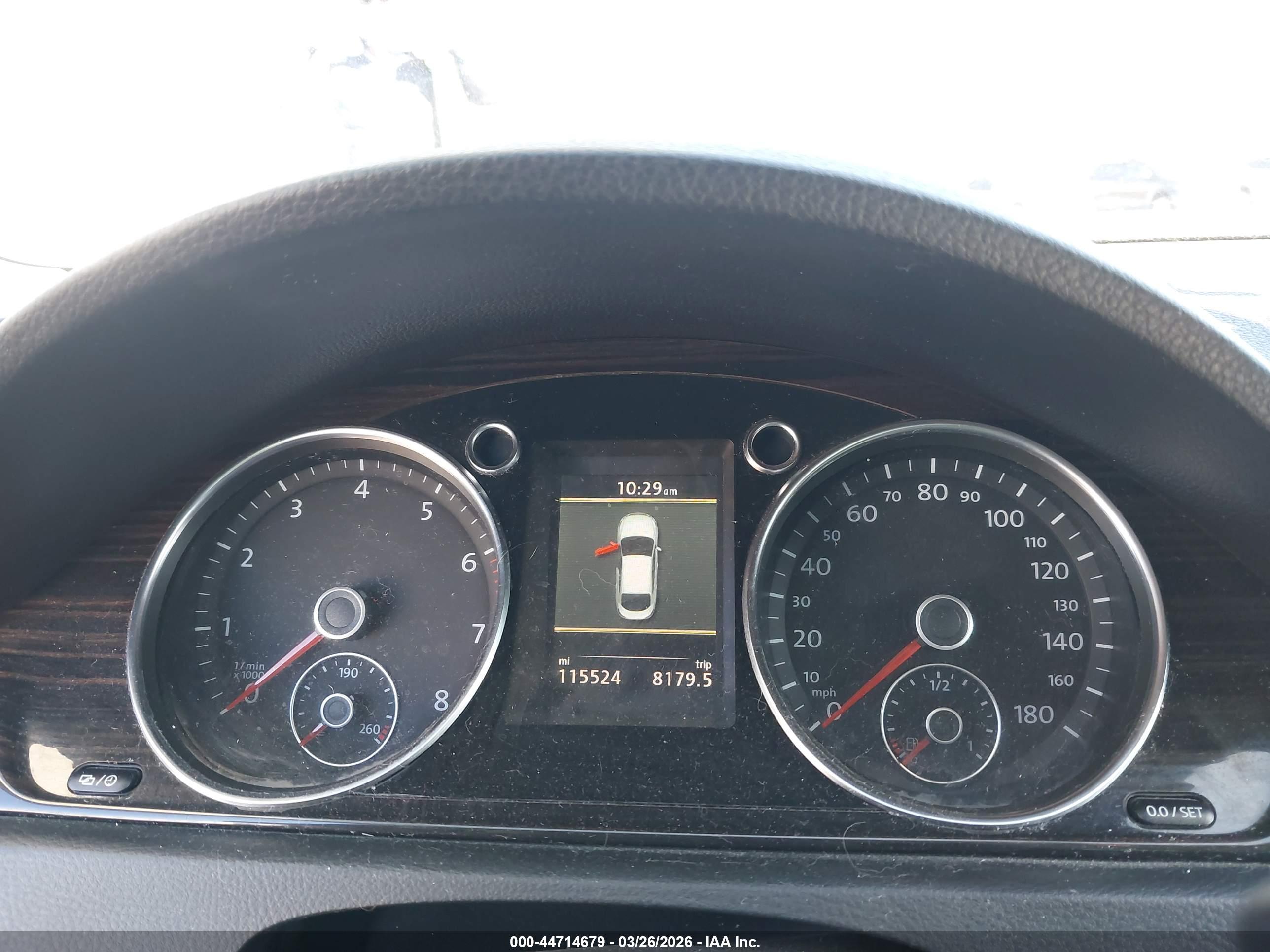 VOLKSWAGEN CC image 7