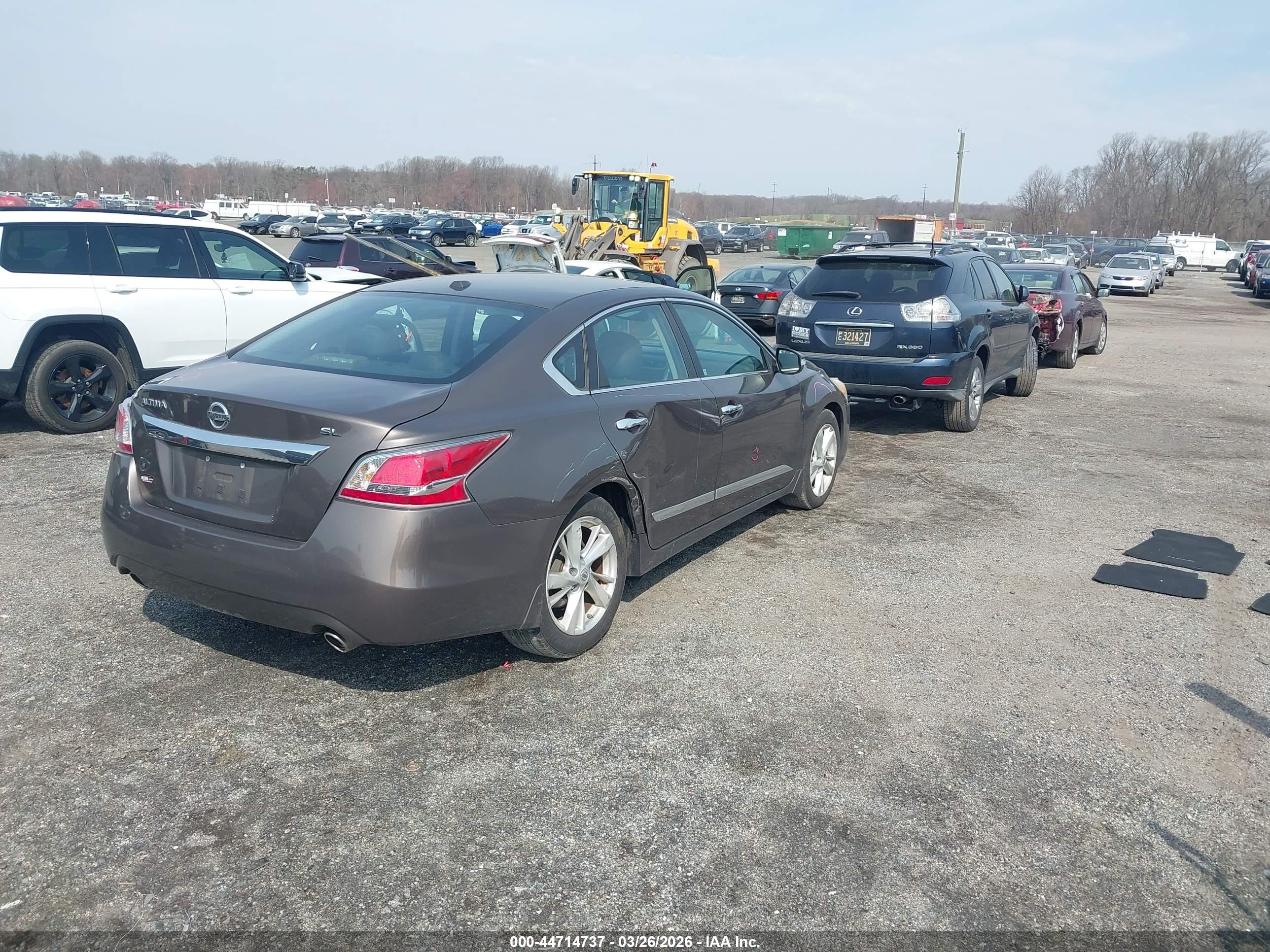 NISSAN ALTIMA image 4