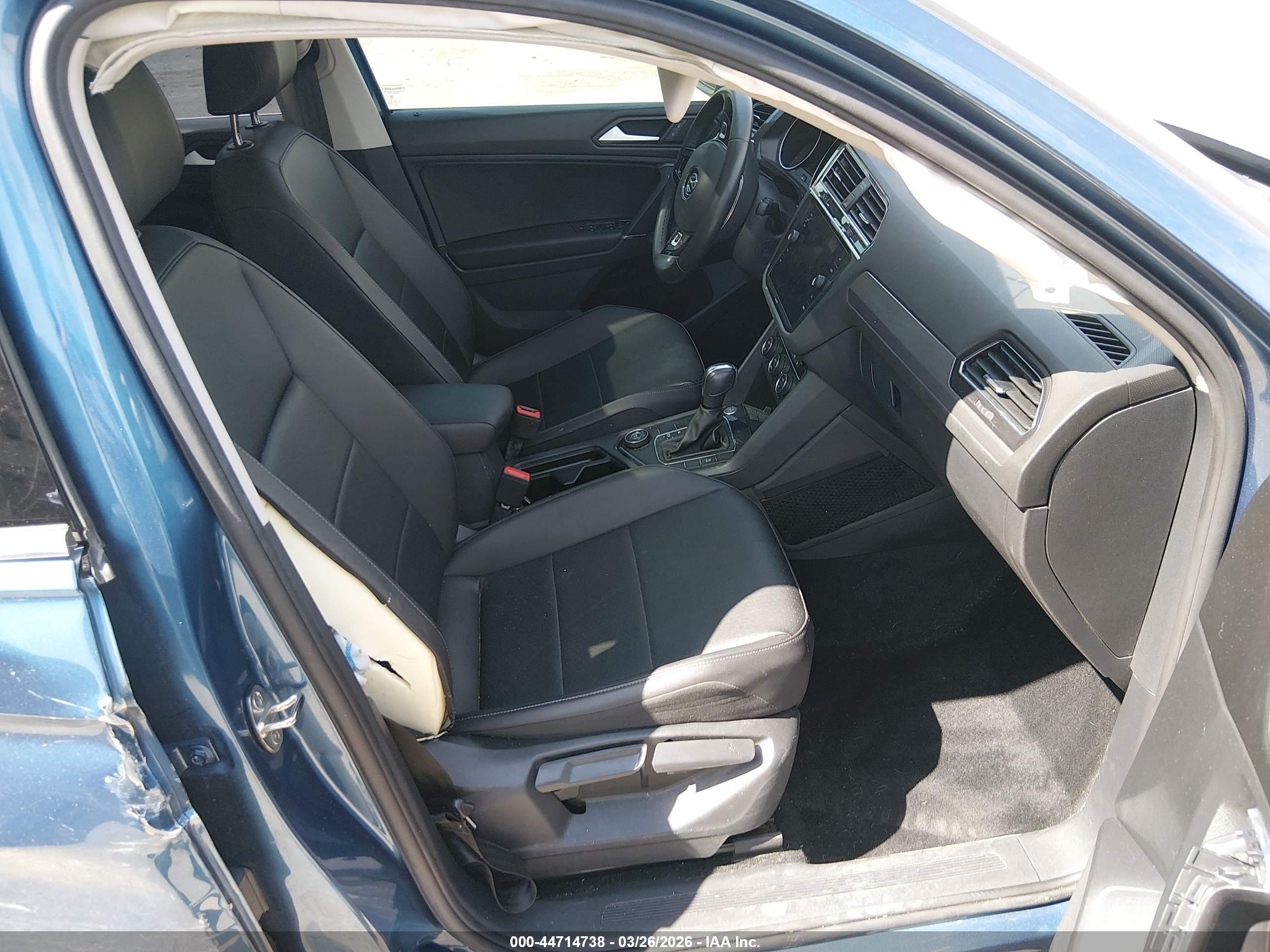 VOLKSWAGEN TIGUAN image 5