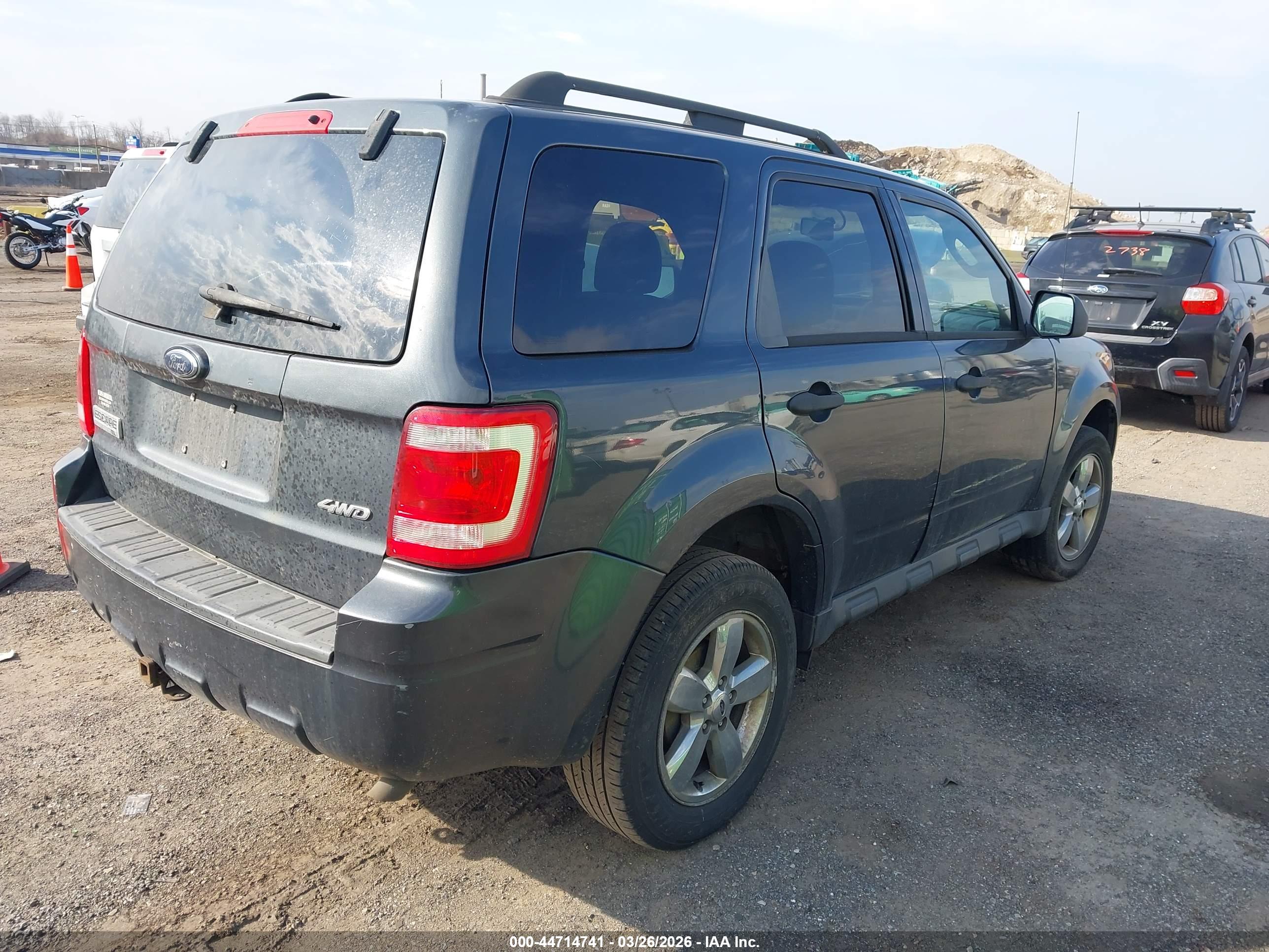 FORD ESCAPE image 6