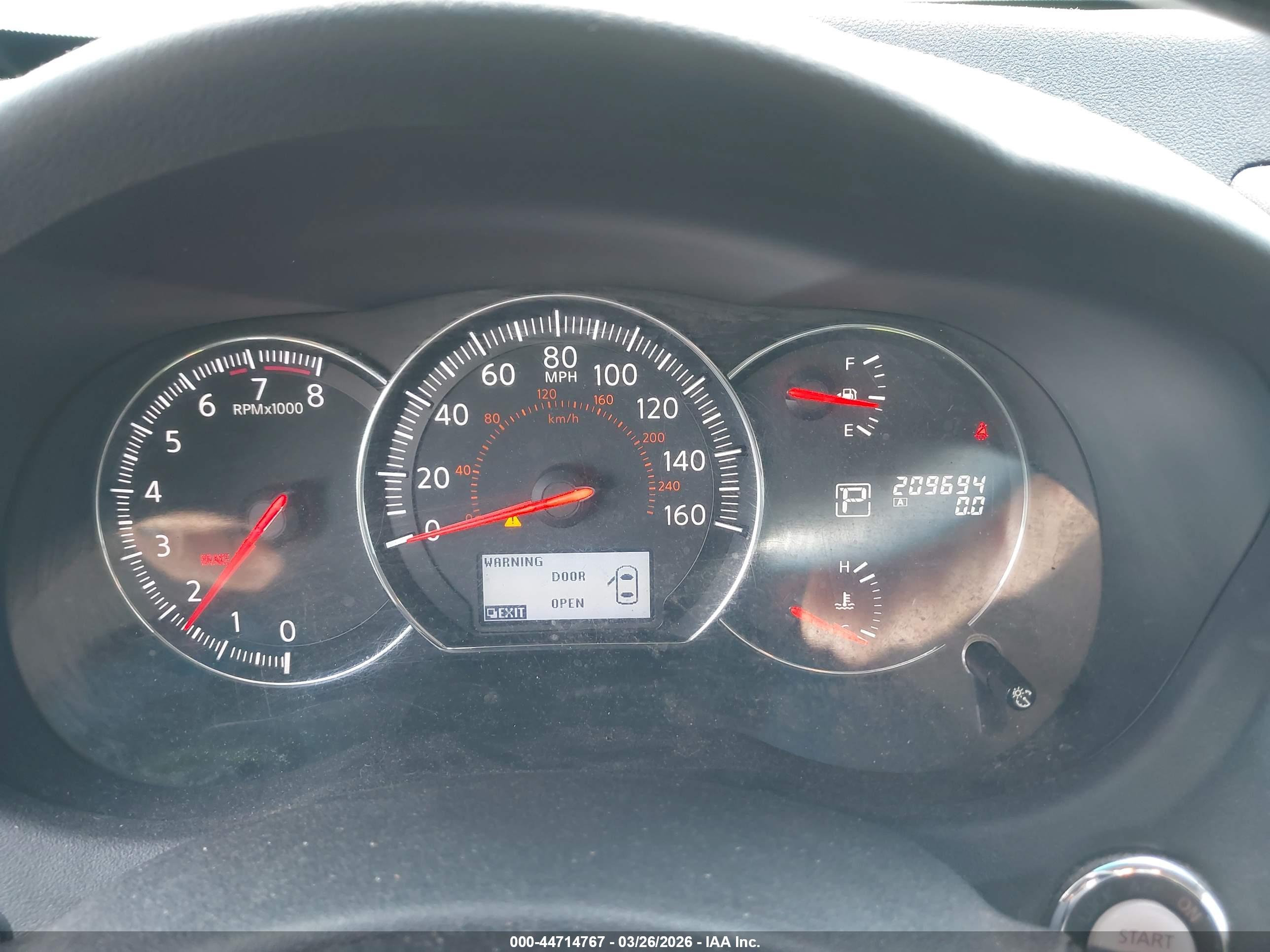 NISSAN MAXIMA image 7
