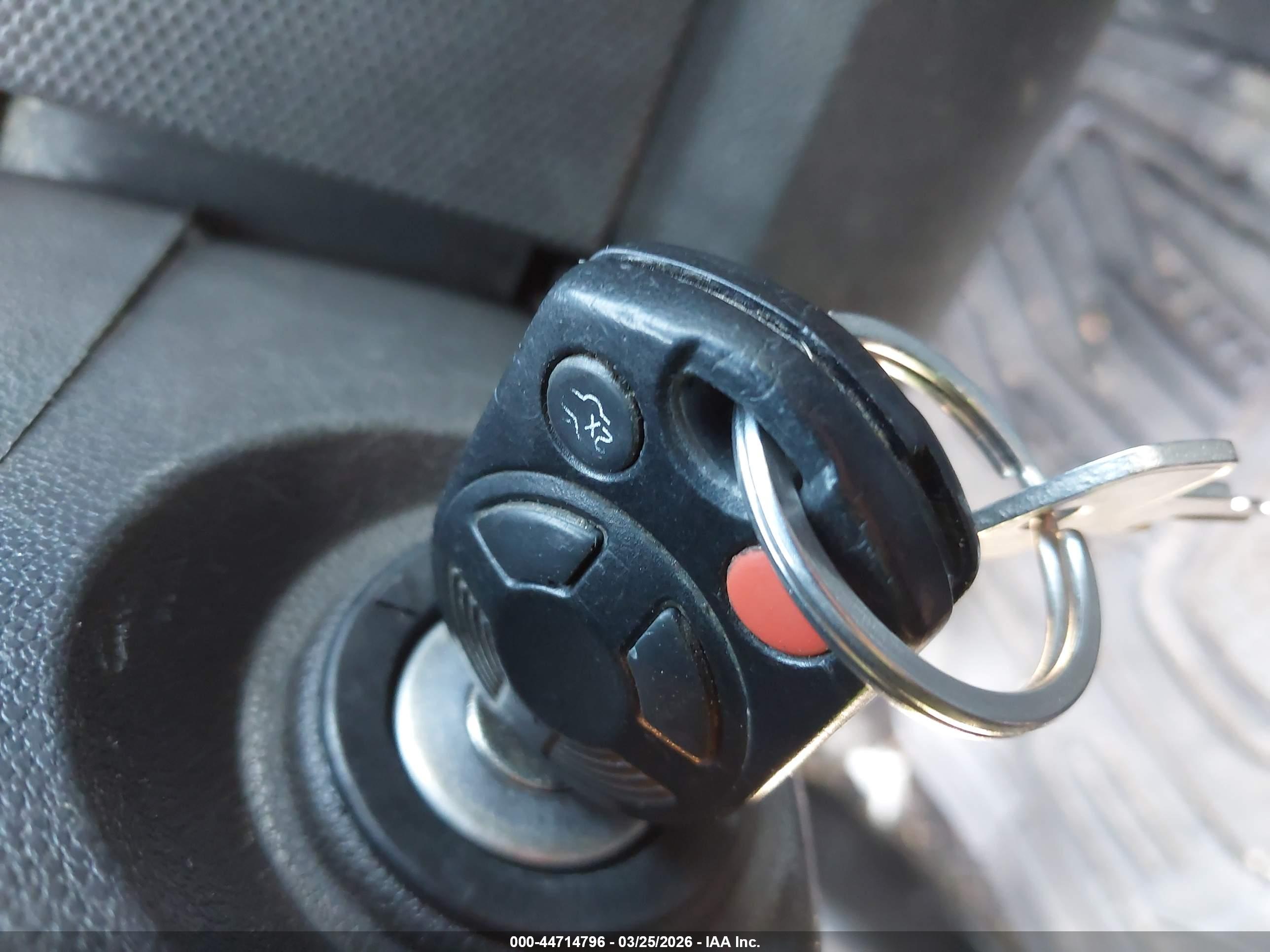 FORD ESCAPE image 11