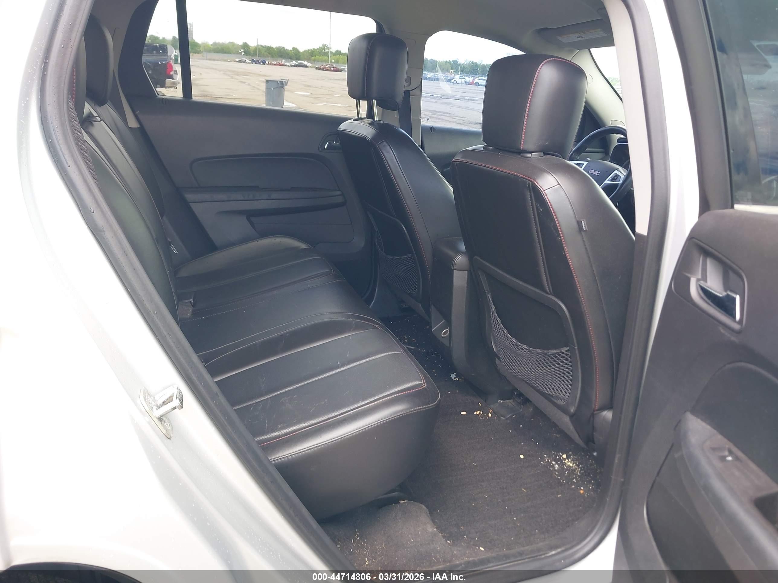 GMC TERRAIN image 8