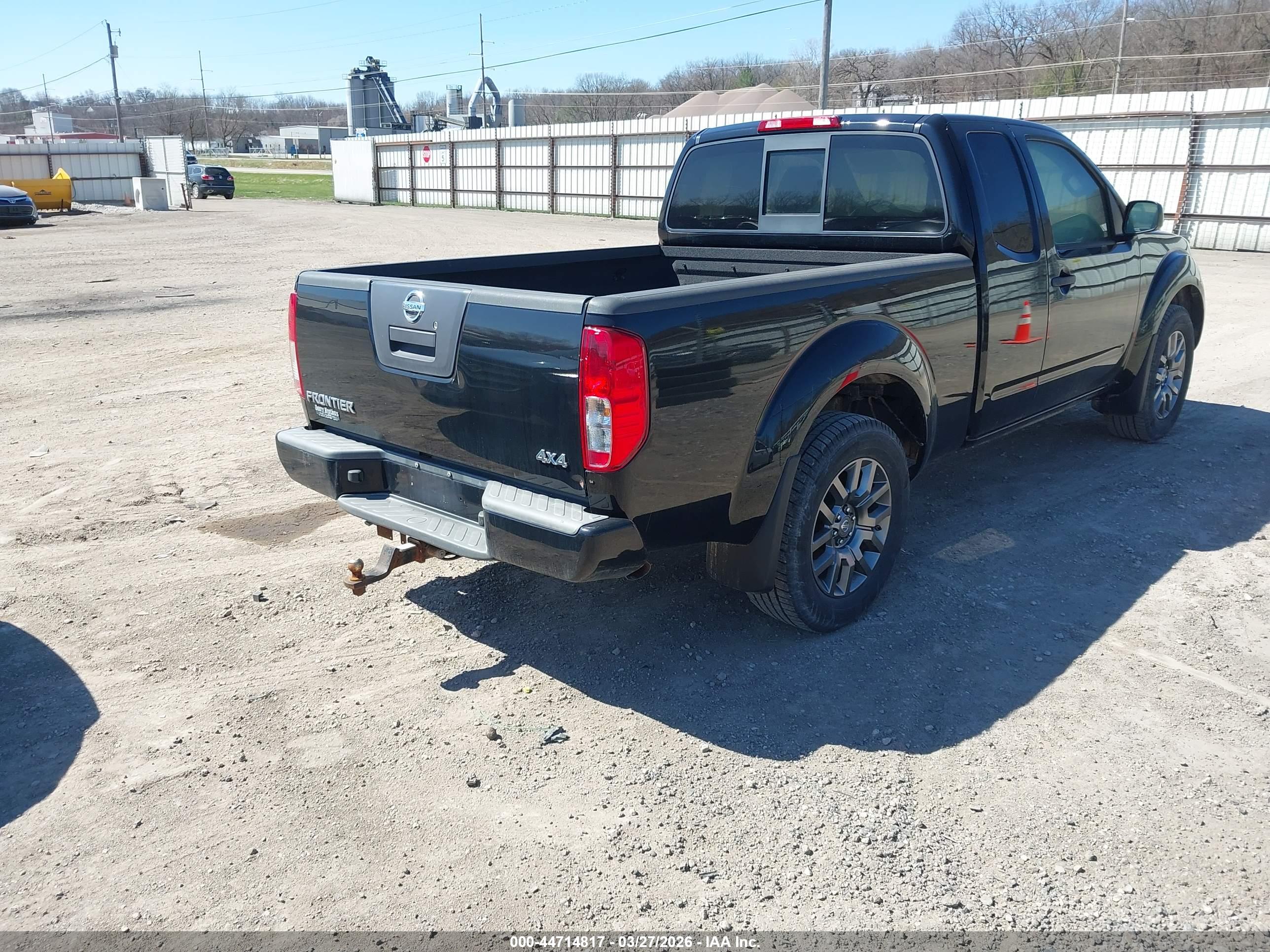 NISSAN FRONTIER image 4