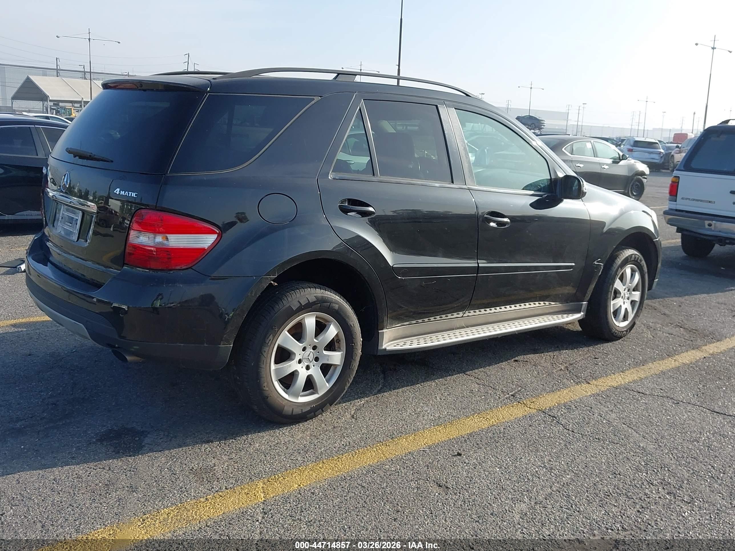 MERCEDES-BENZ ML image 4