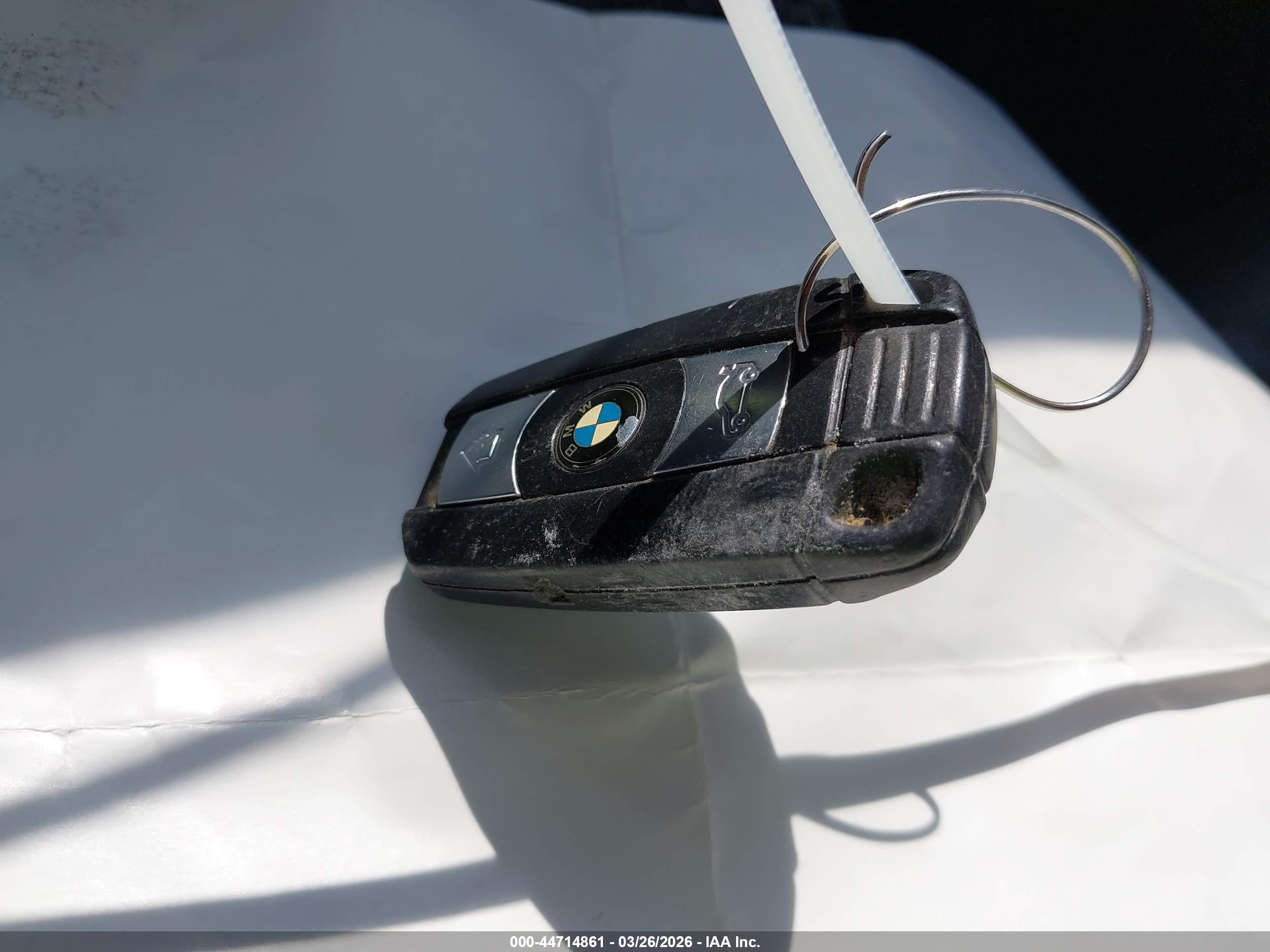 BMW 328I image 11