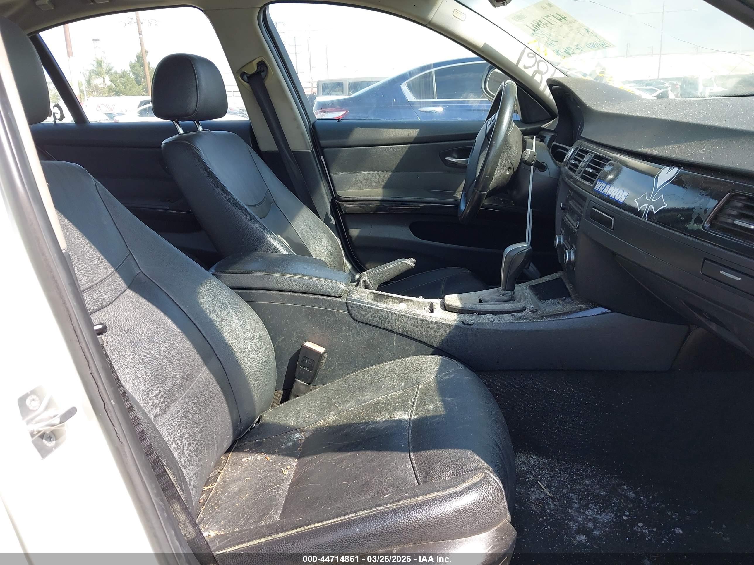 BMW 328I image 5