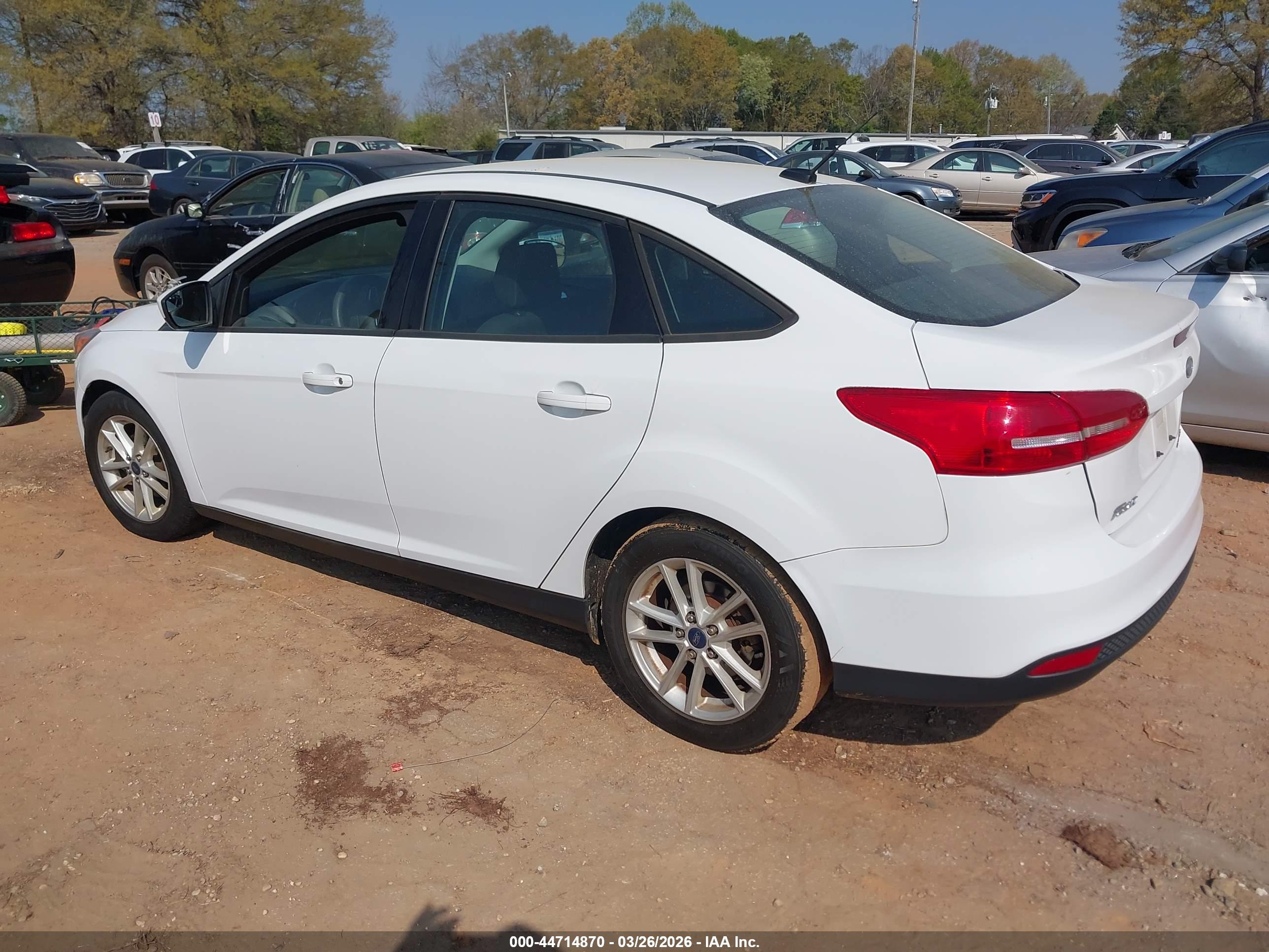 FORD FOCUS image 3