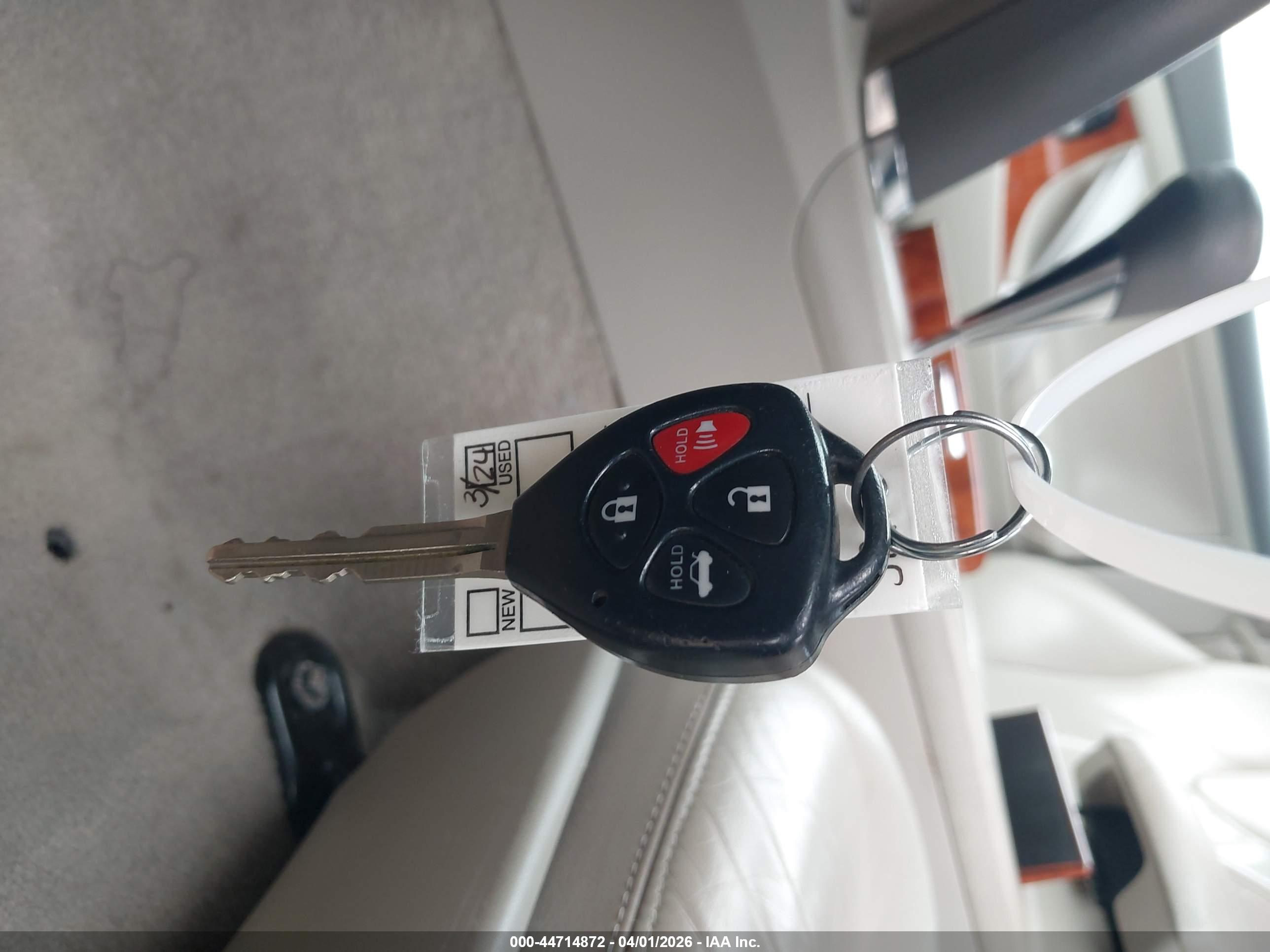 TOYOTA CAMRY image 11