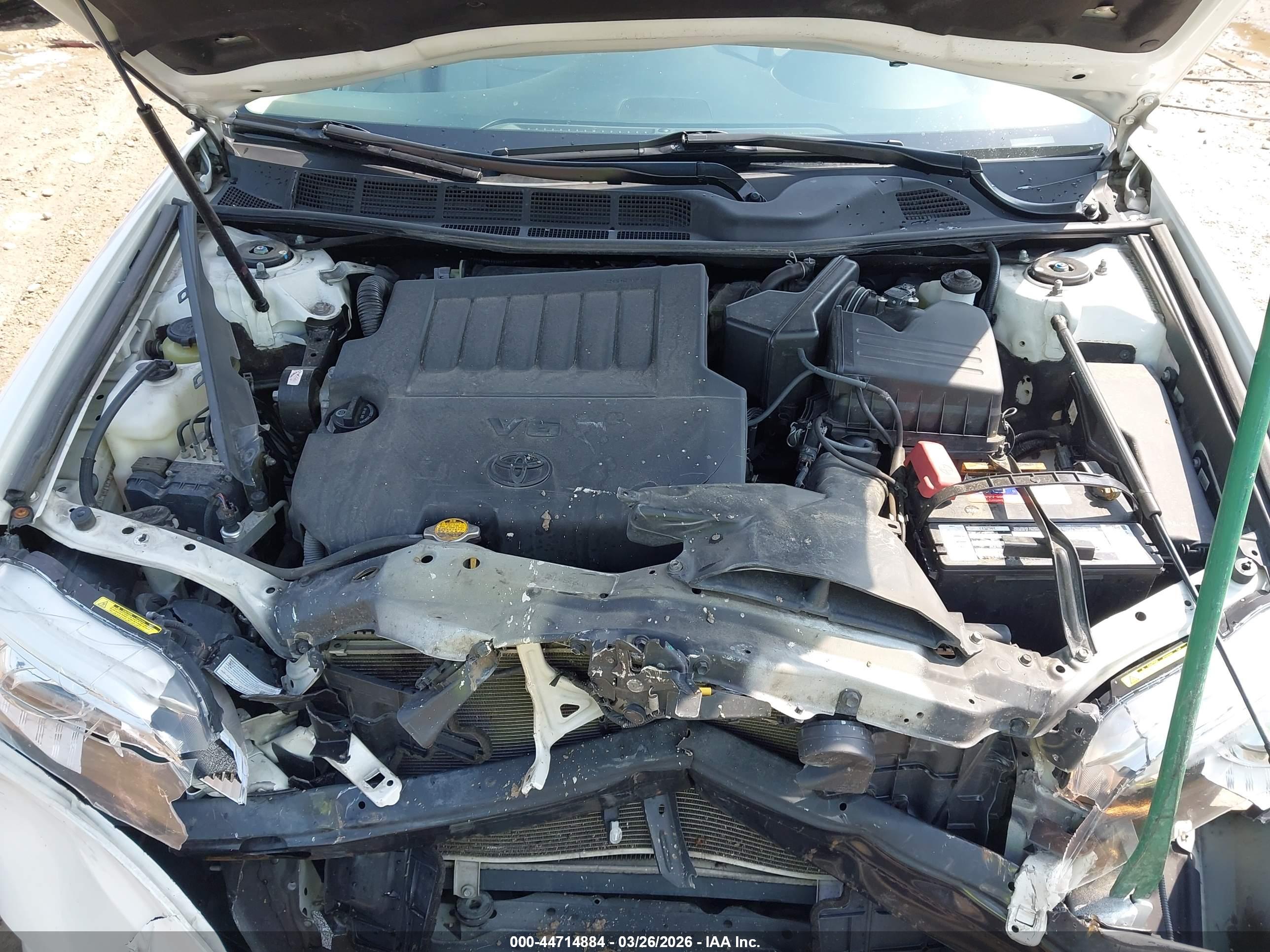 TOYOTA AVALON image 10