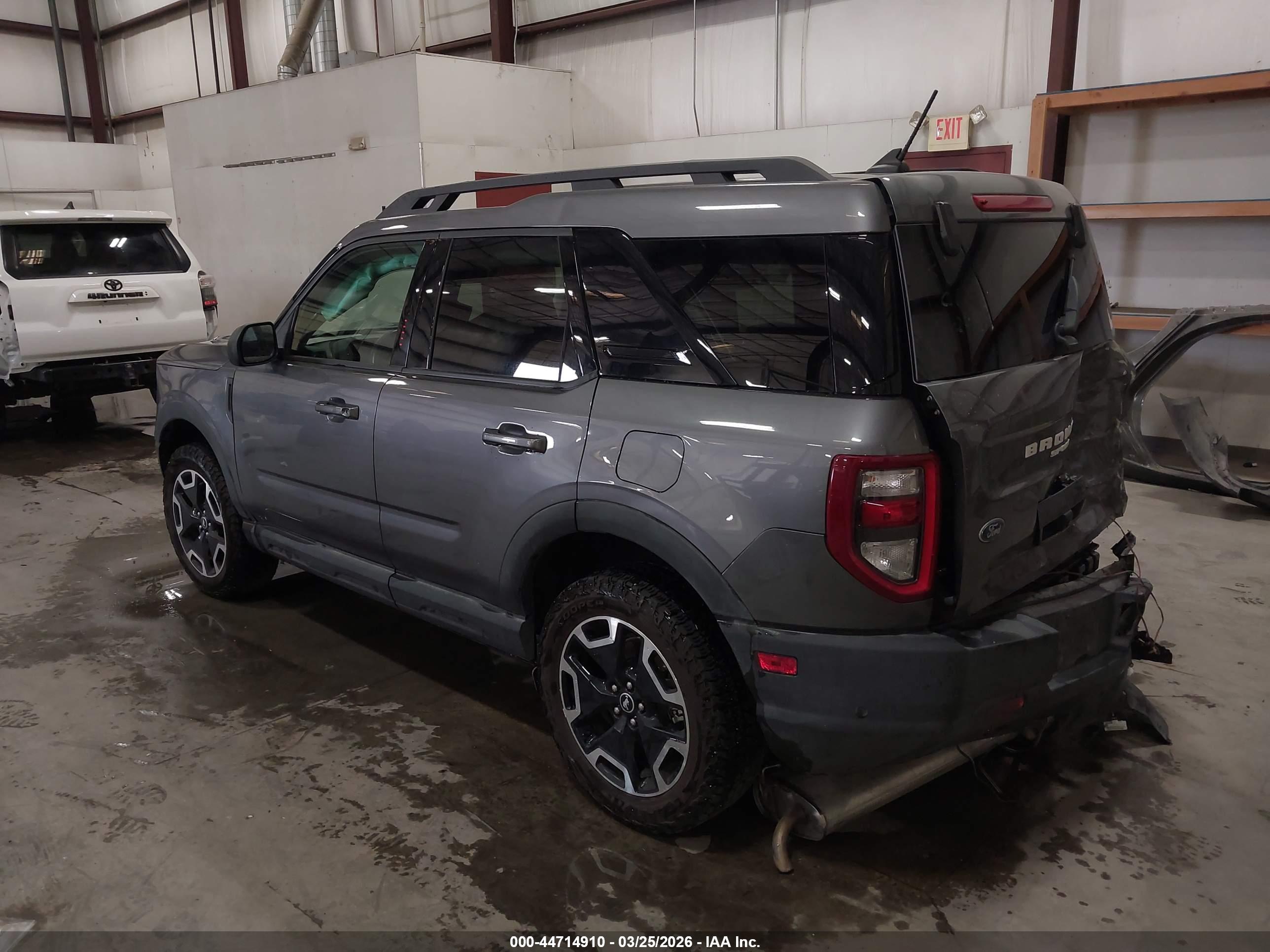 FORD BRONCO image 3
