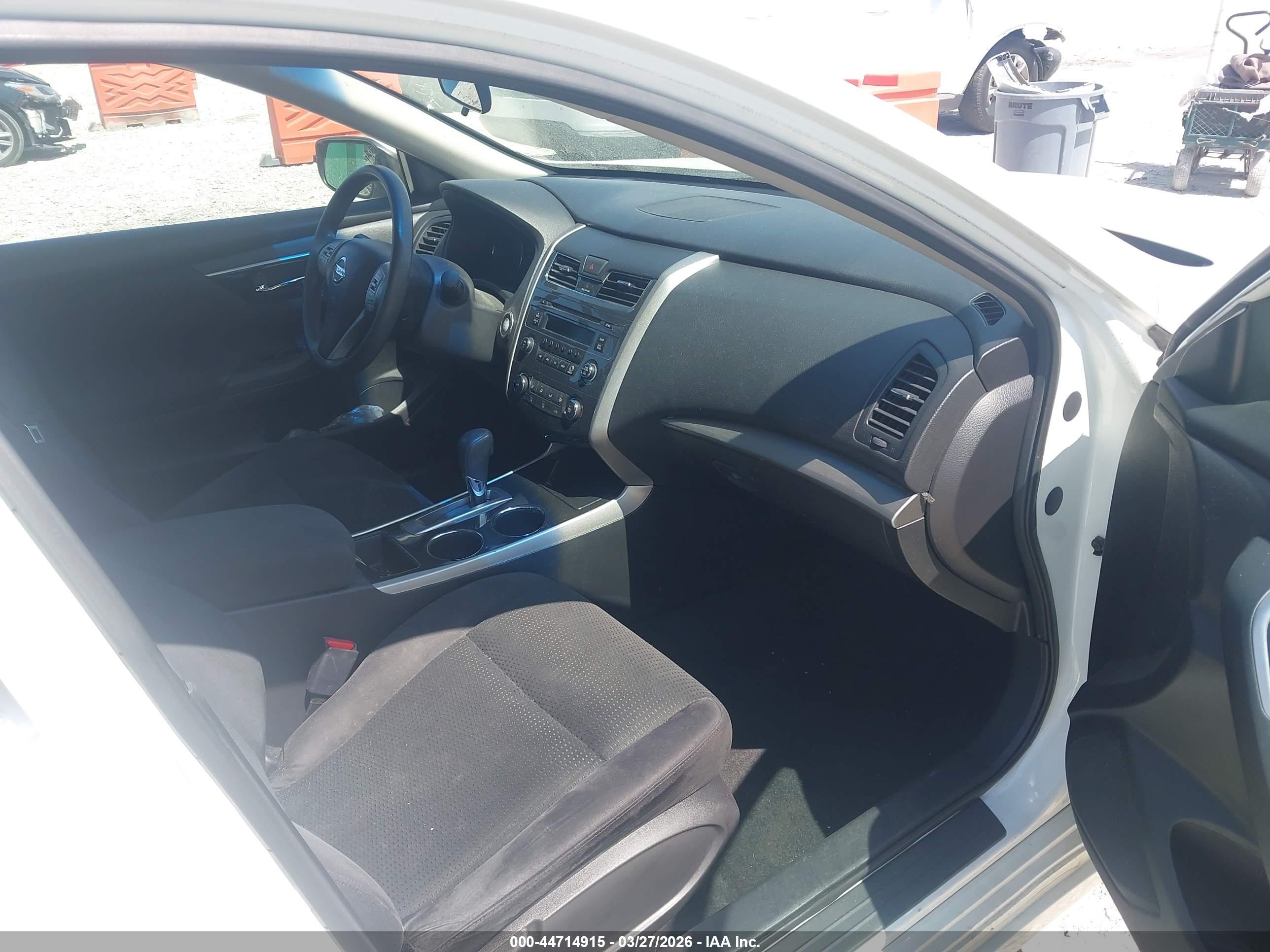 NISSAN ALTIMA image 5