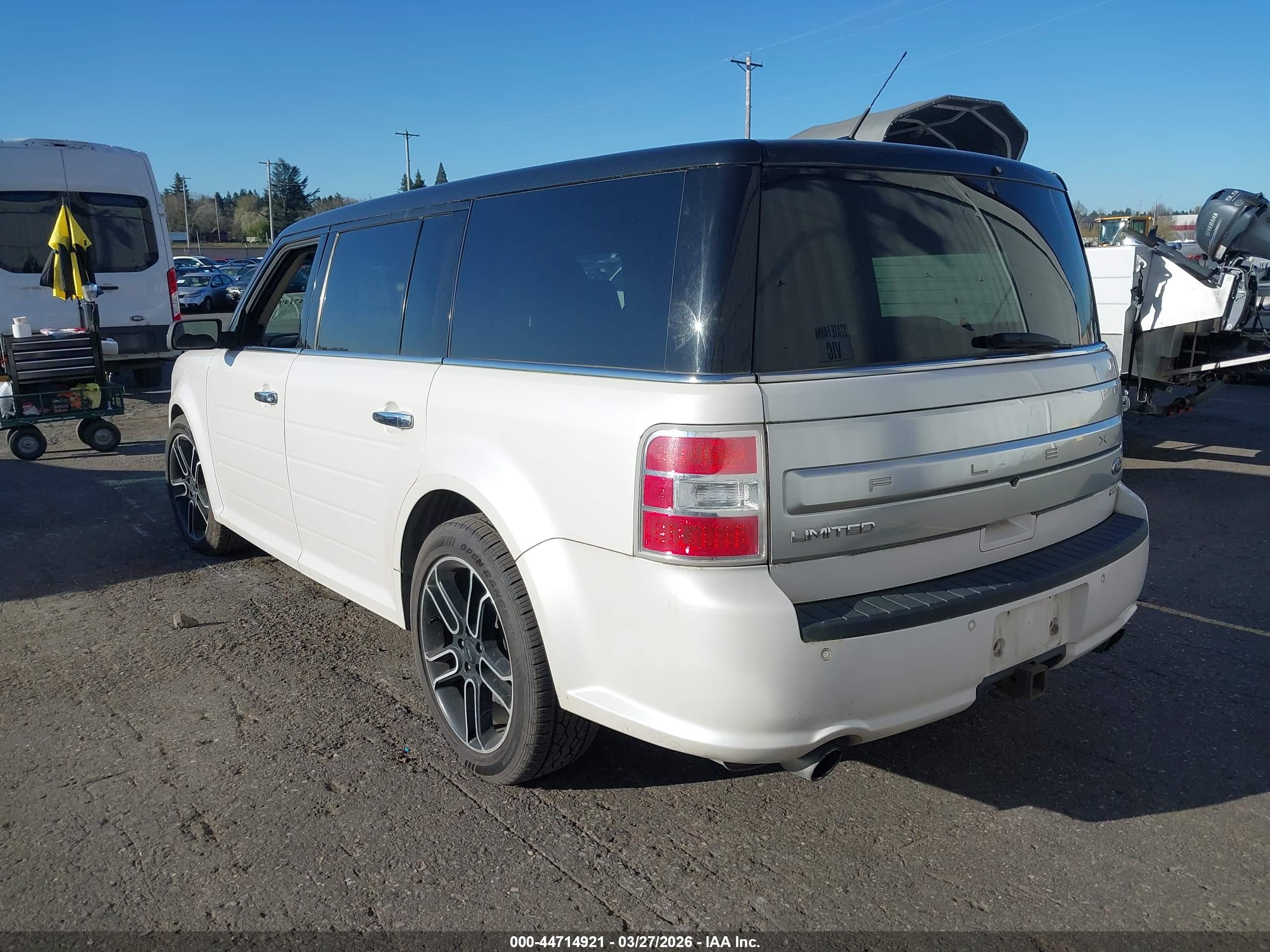 FORD FLEX image 3