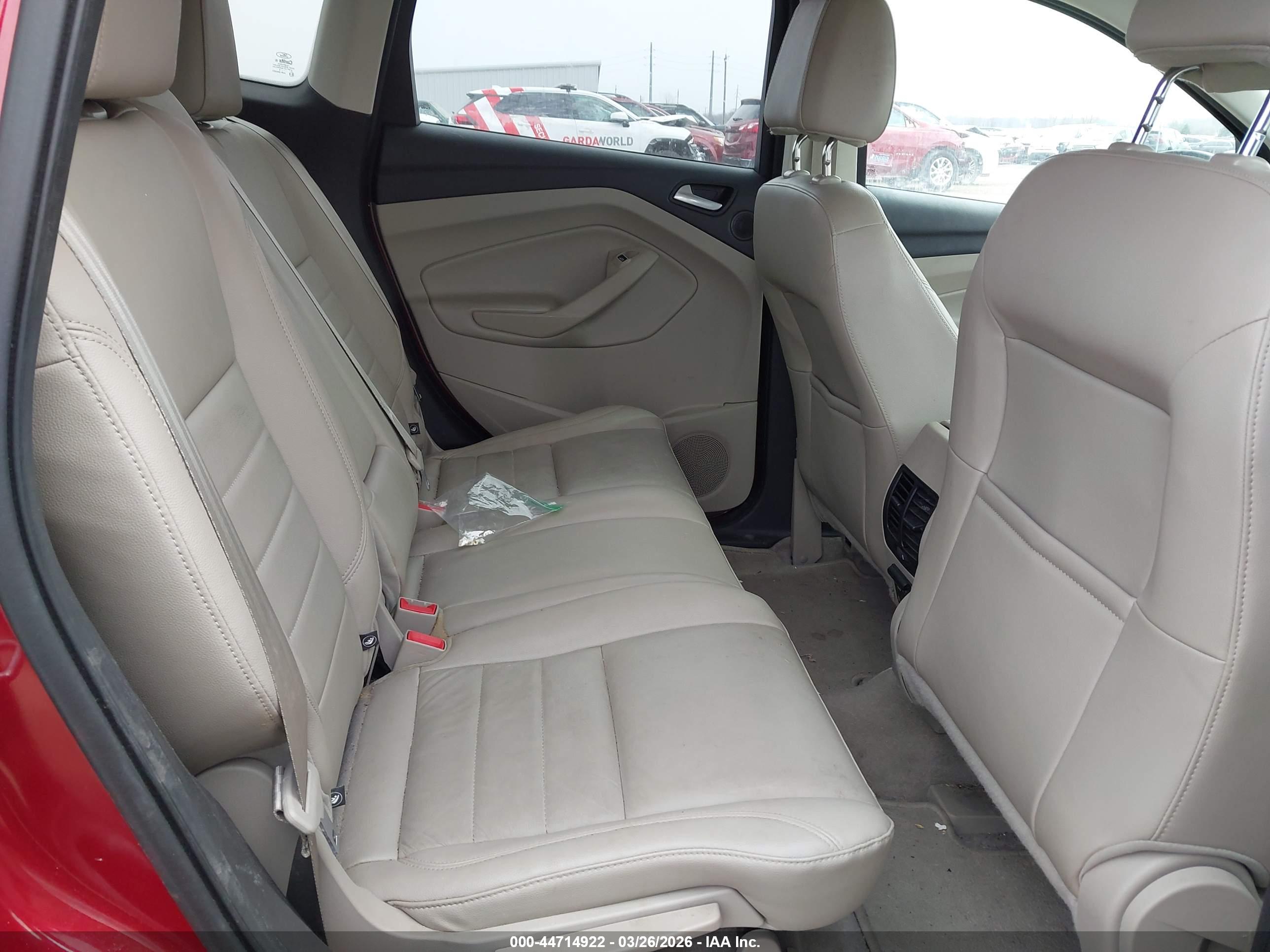 FORD ESCAPE image 8