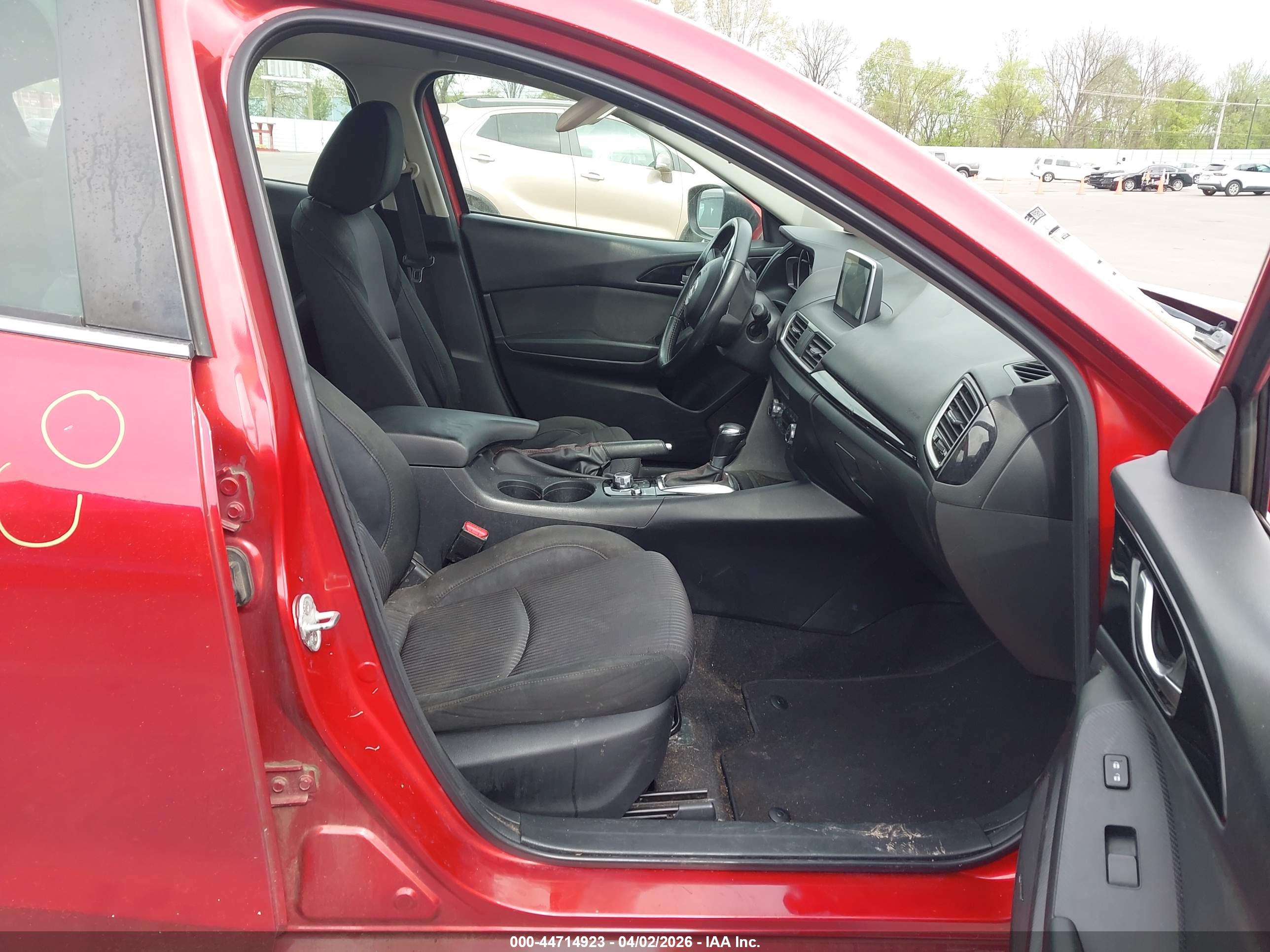MAZDA MAZDA3 image 5