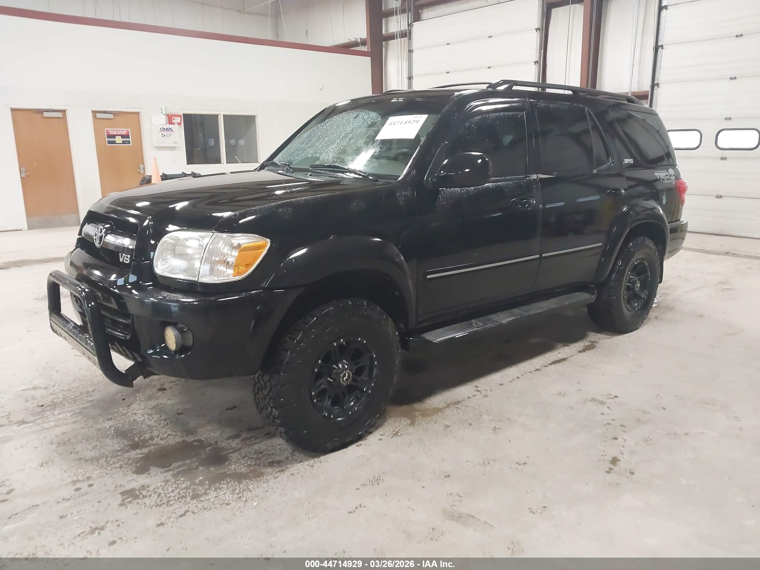 TOYOTA SEQUOIA image 2