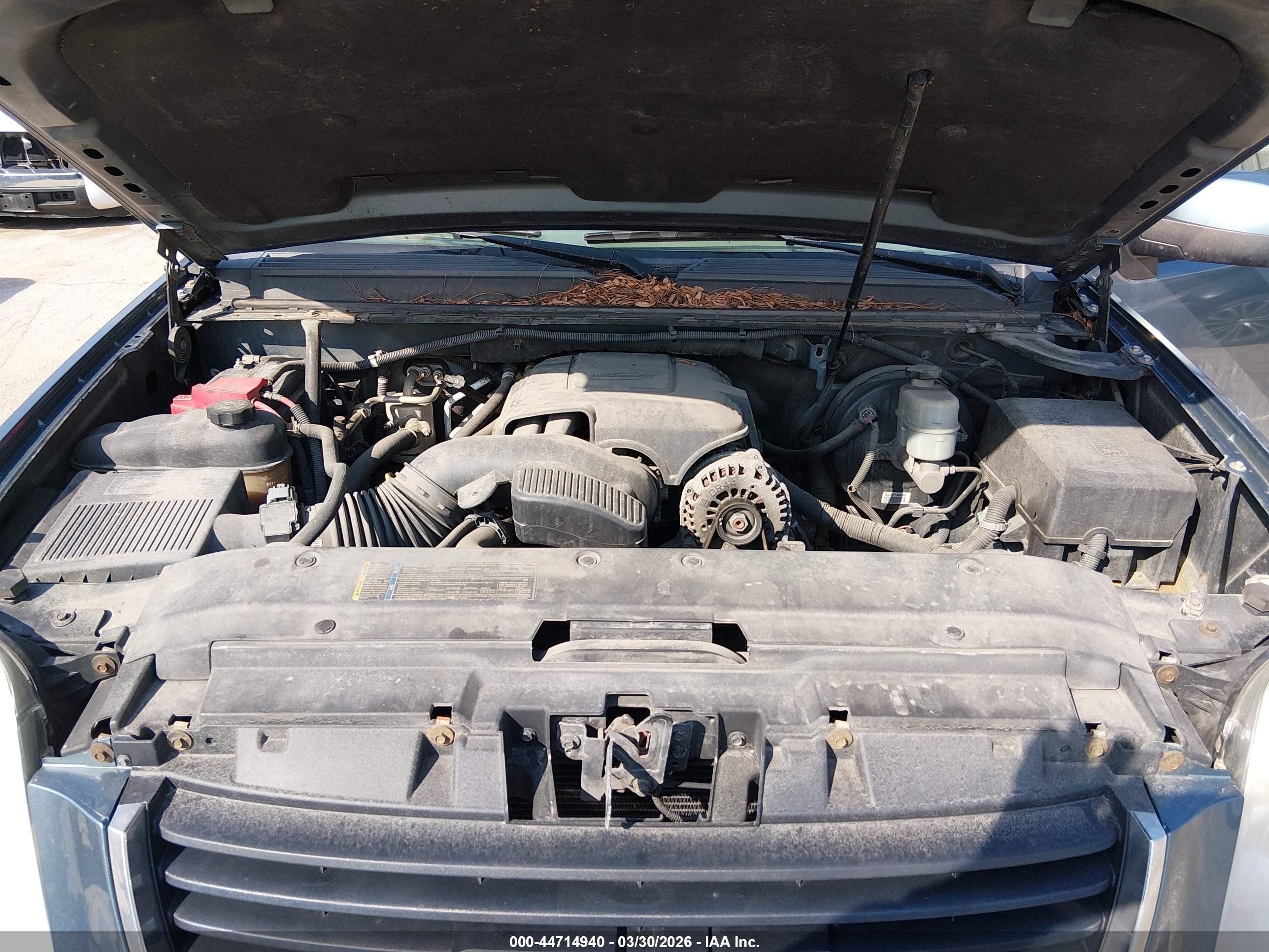 GMC YUKON image 10