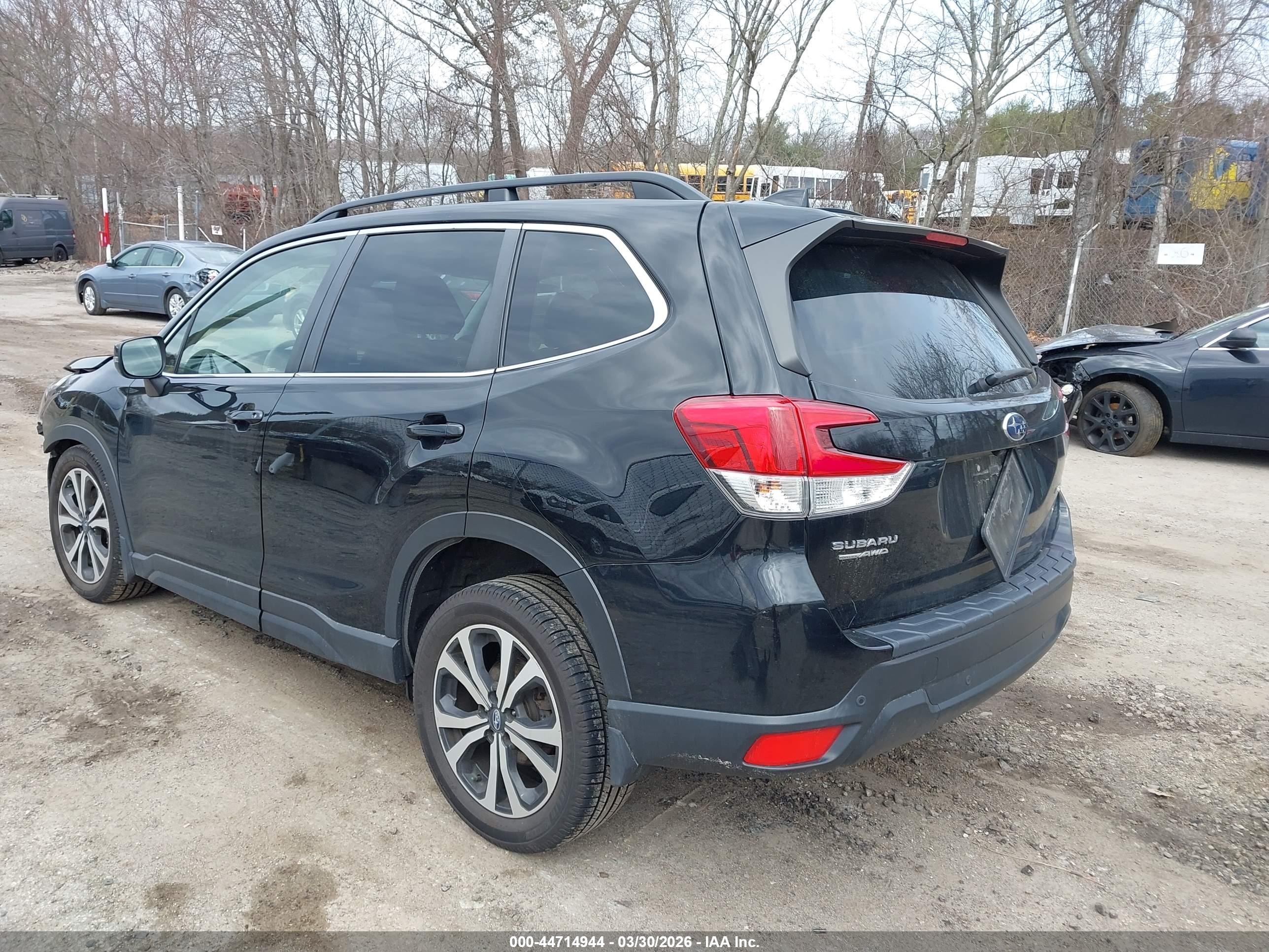 SUBARU FORESTER image 3