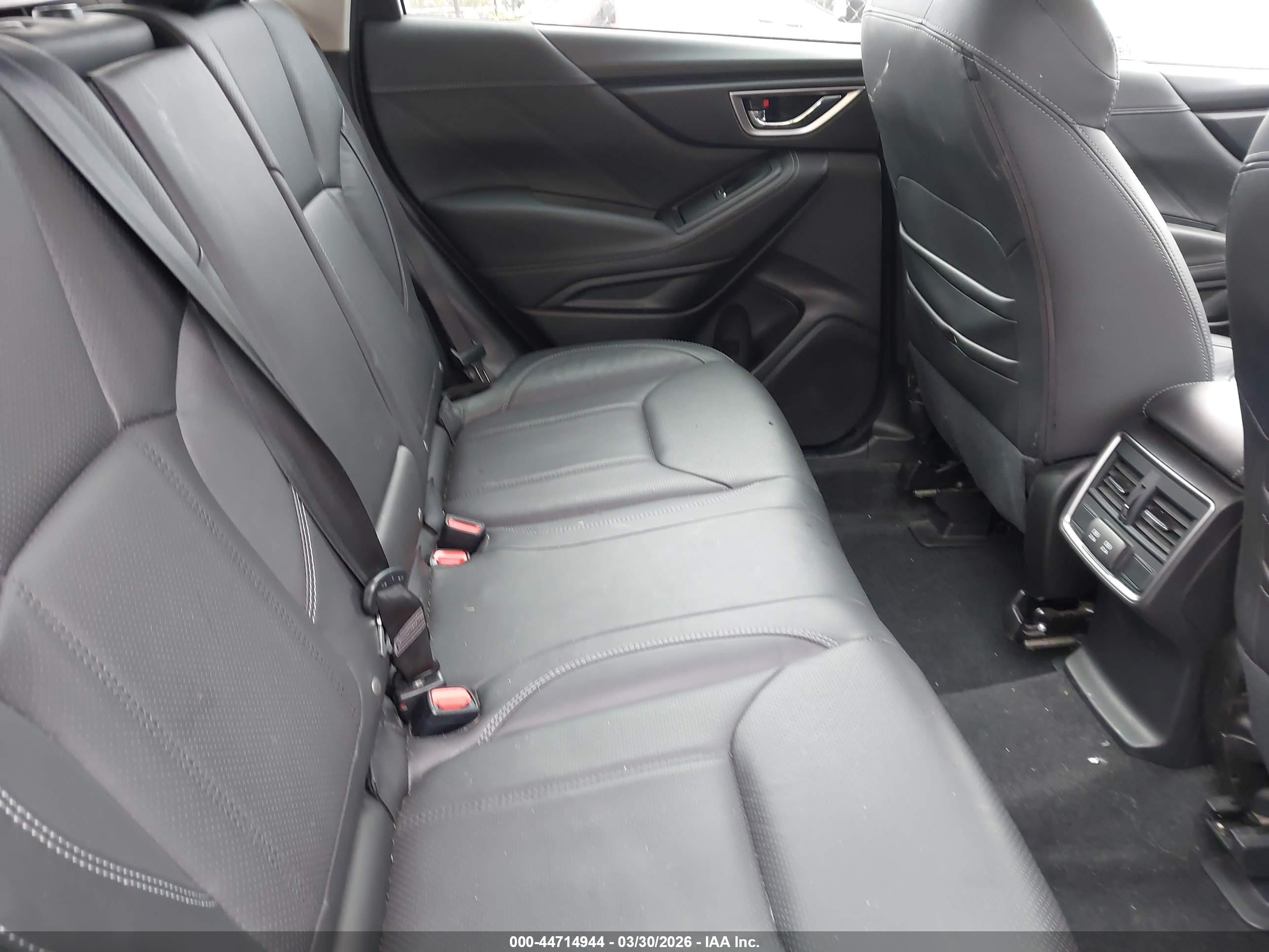 SUBARU FORESTER image 8