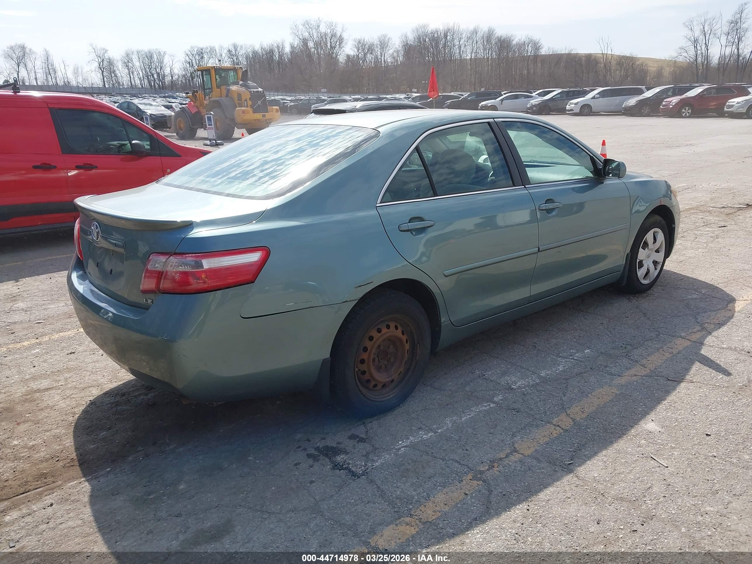 TOYOTA CAMRY image 4