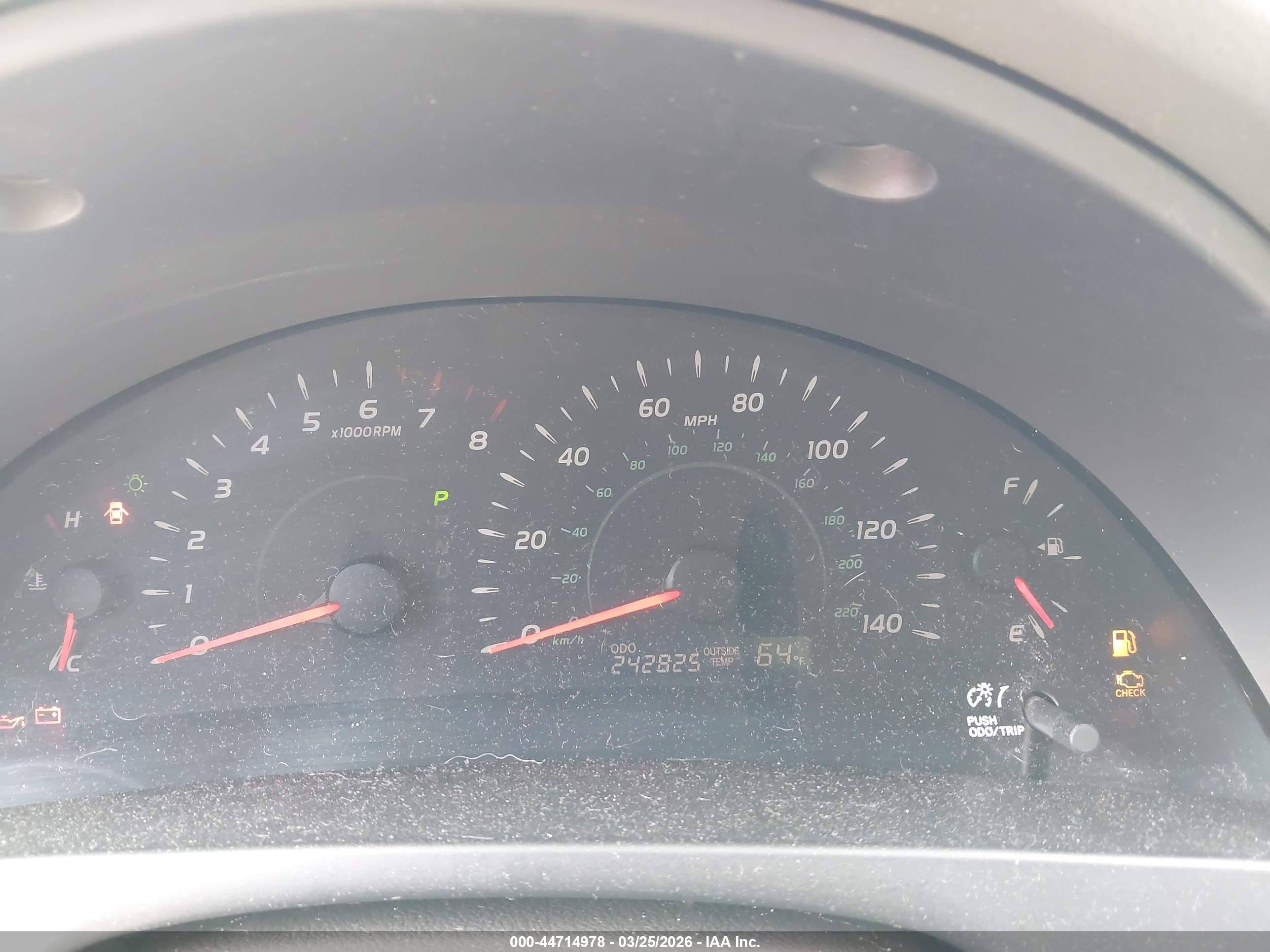 TOYOTA CAMRY image 7