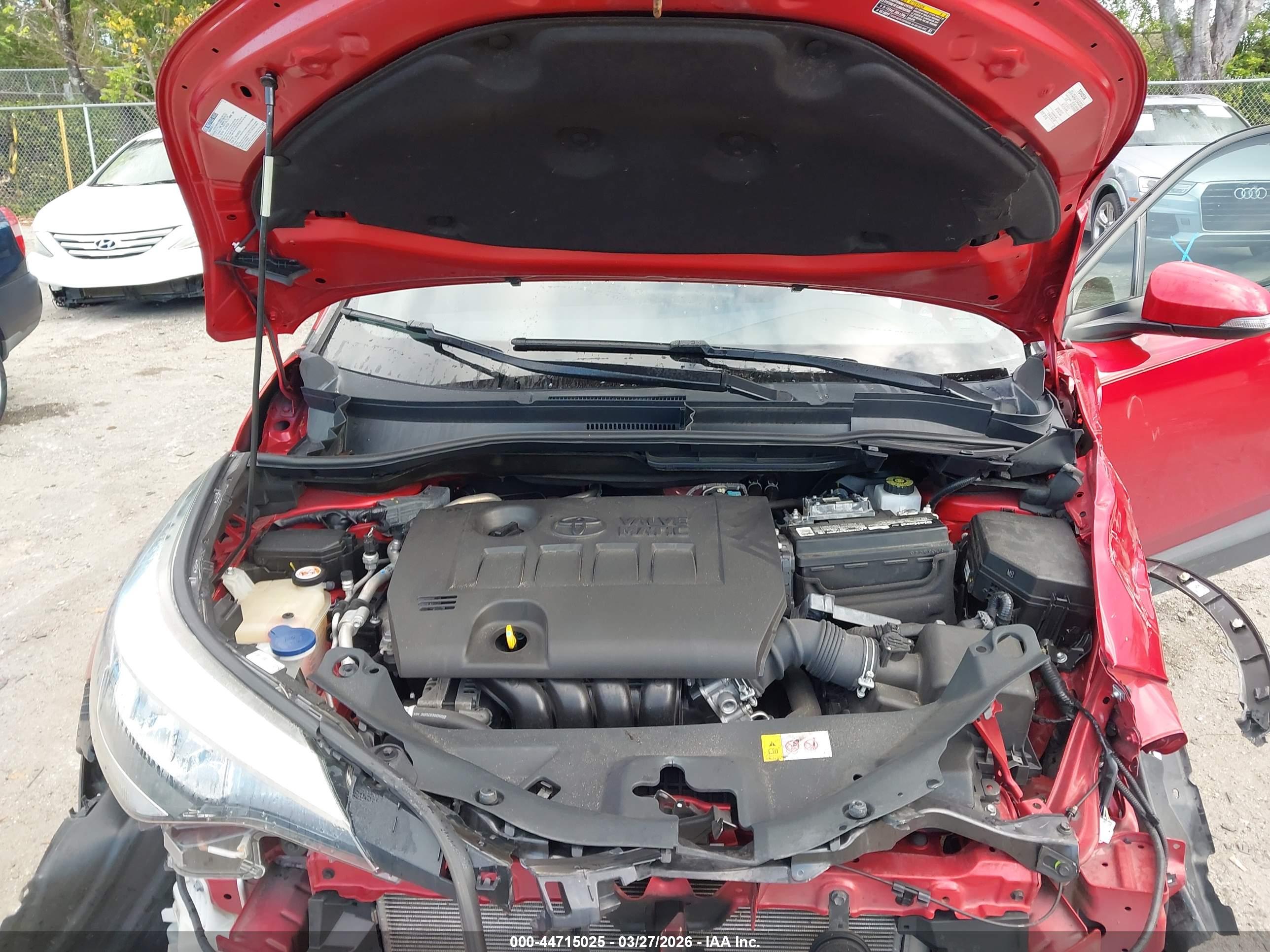 TOYOTA C-HR image 10