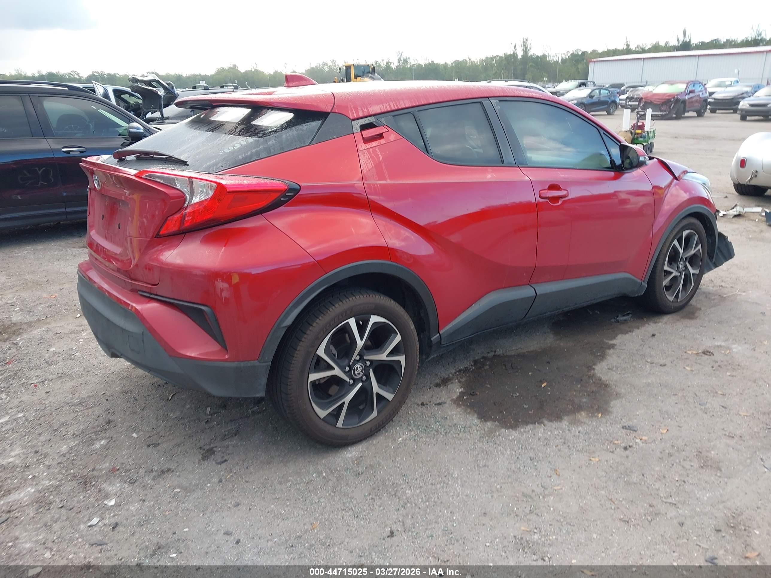 TOYOTA C-HR image 4