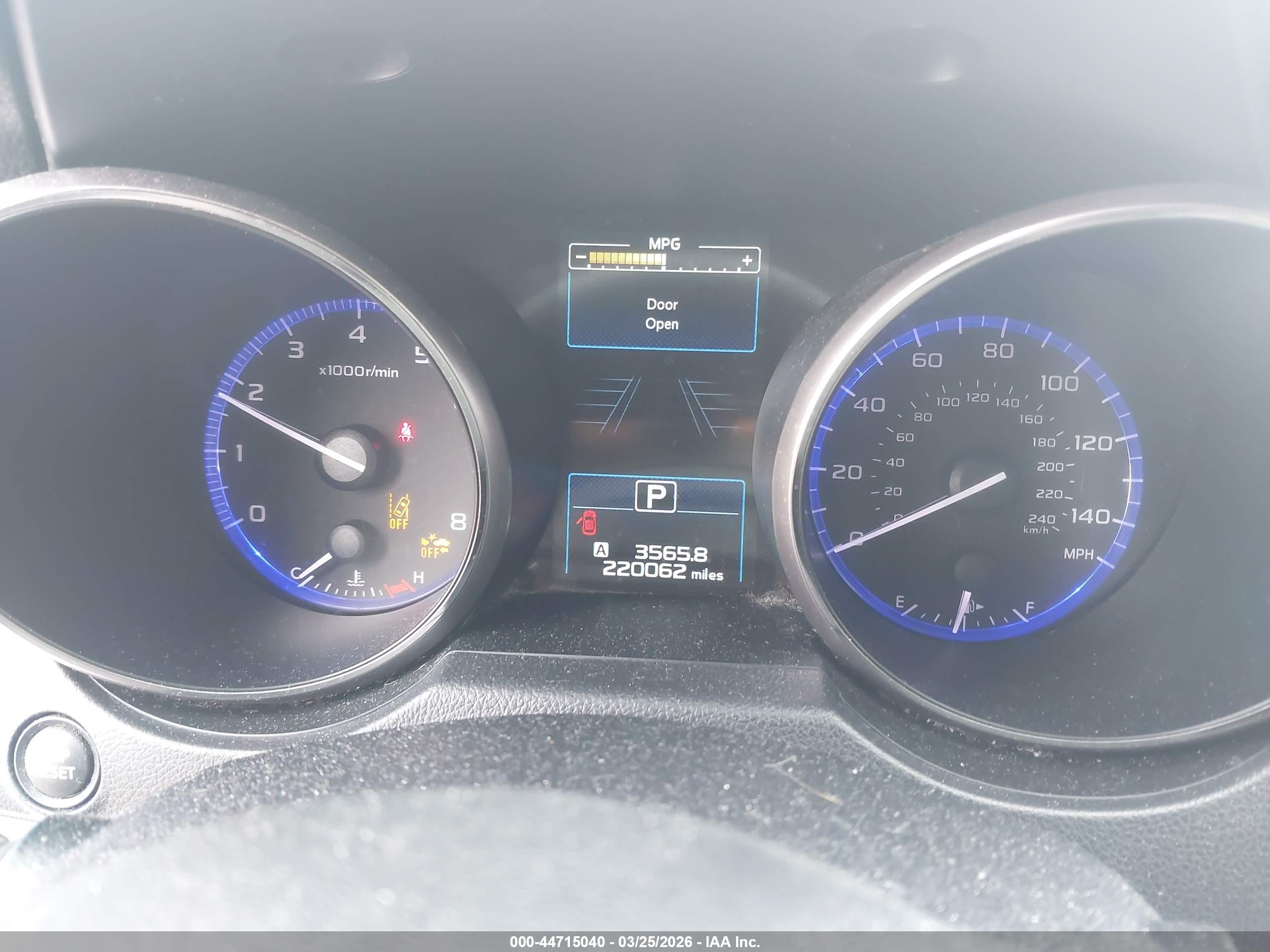 SUBARU OUTBACK image 7