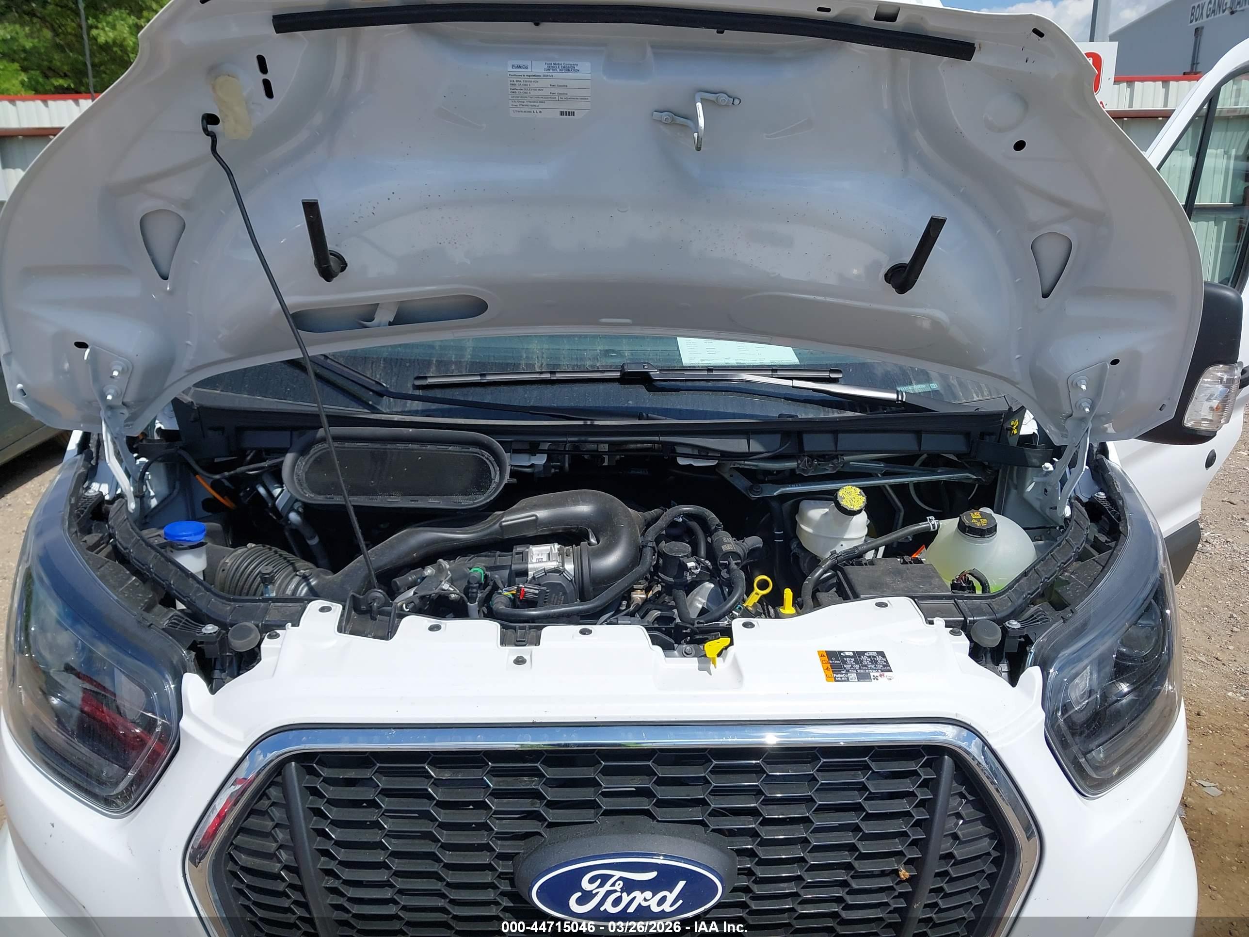 FORD TRANSIT-350 image 10