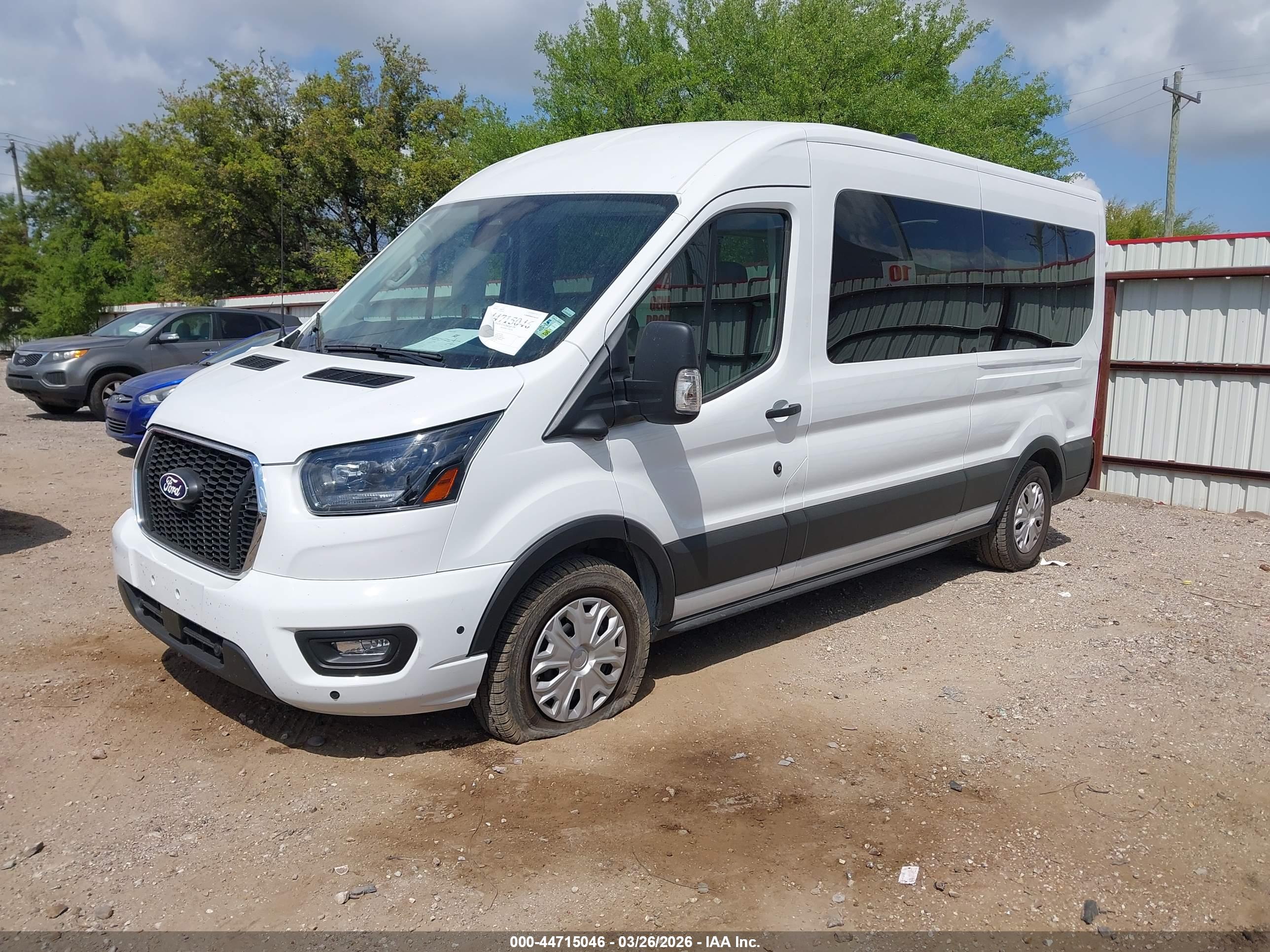 FORD TRANSIT-350 image 2