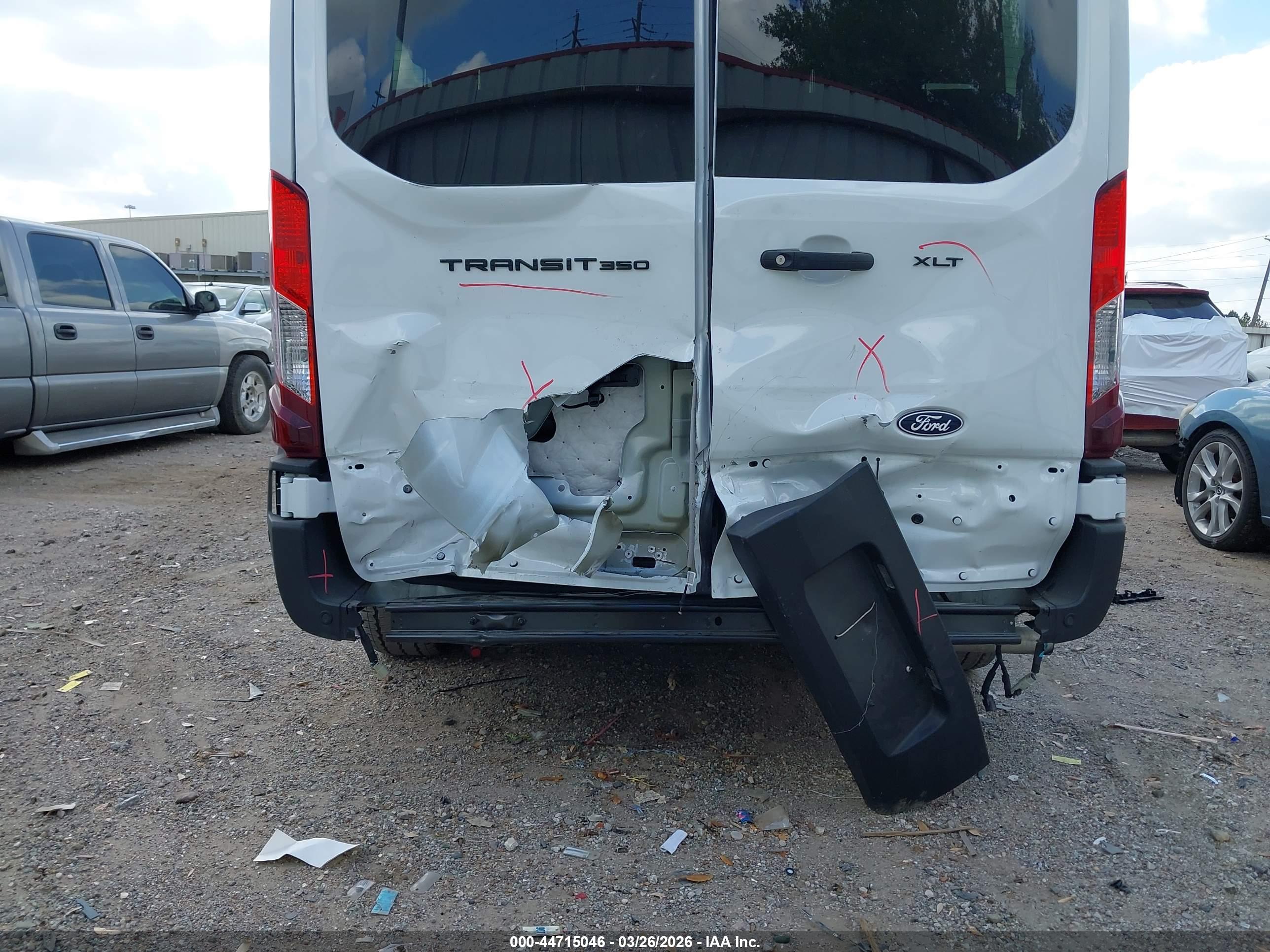 FORD TRANSIT-350 image 6
