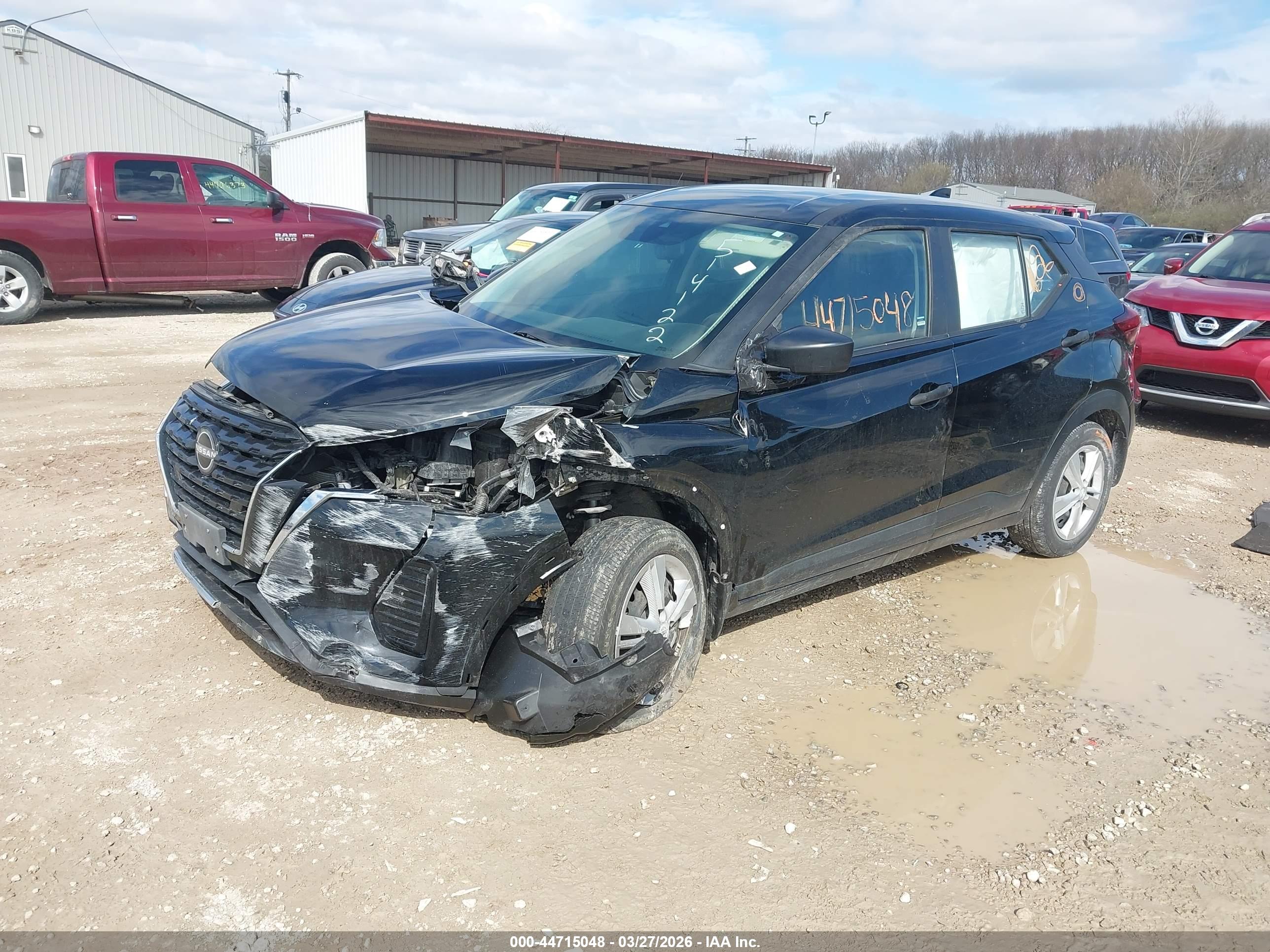 NISSAN KICKS image 2