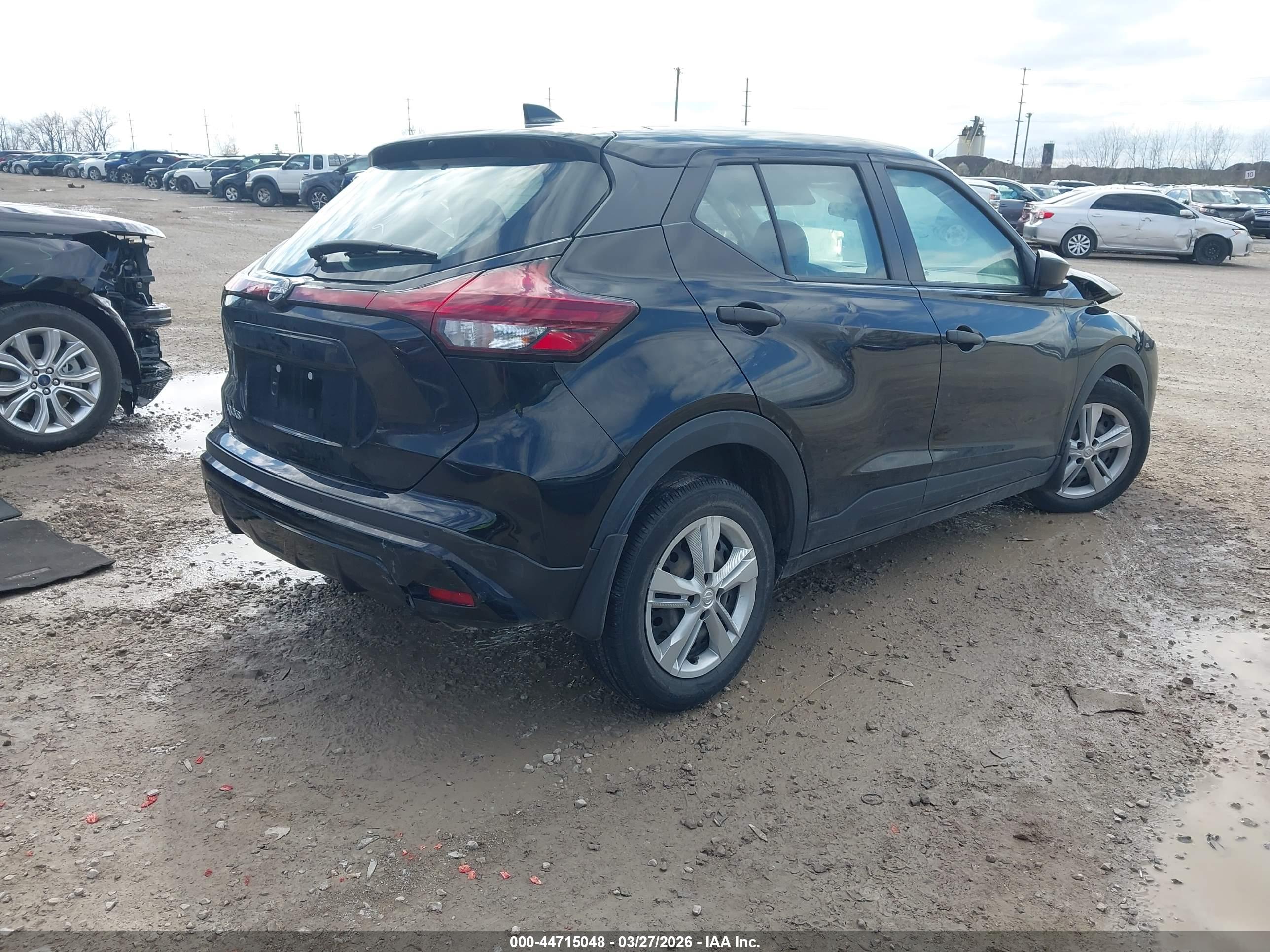 NISSAN KICKS image 4
