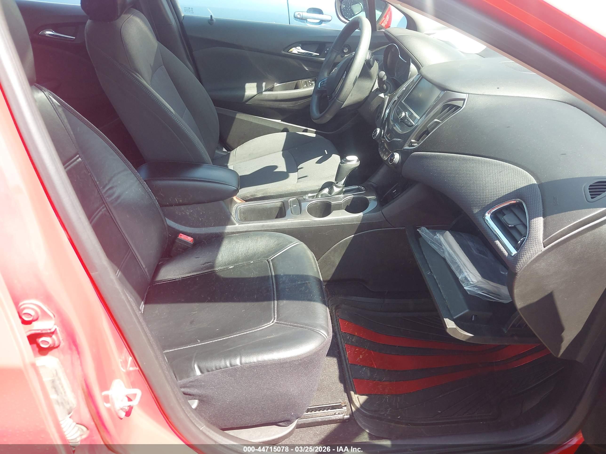 CHEVROLET CRUZE image 5