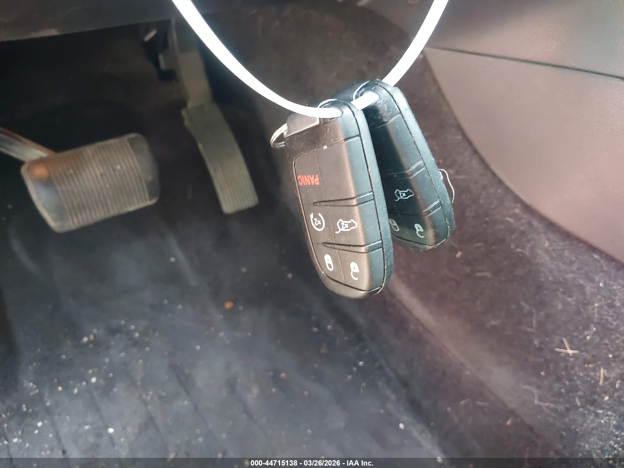 JEEP GRAND image 11