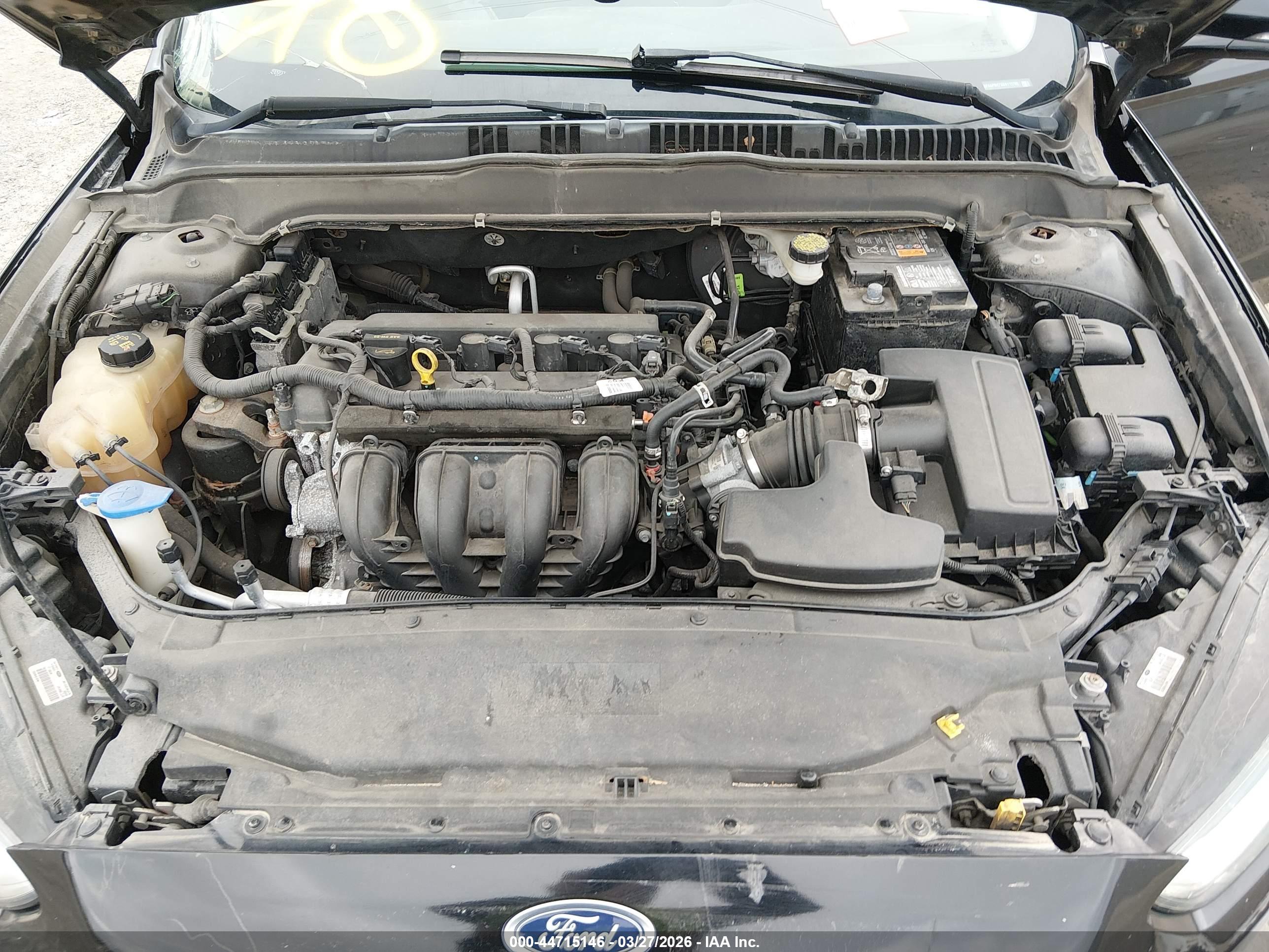 FORD FUSION image 10