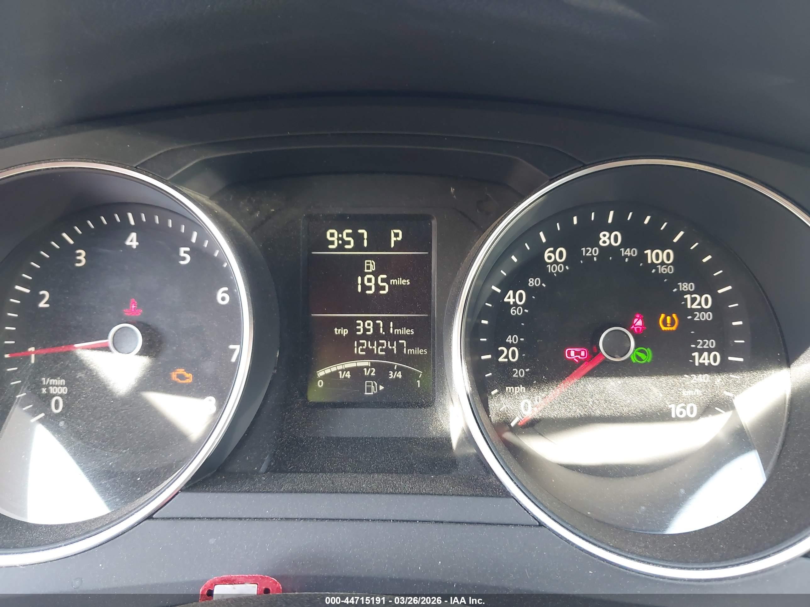VOLKSWAGEN JETTA image 7