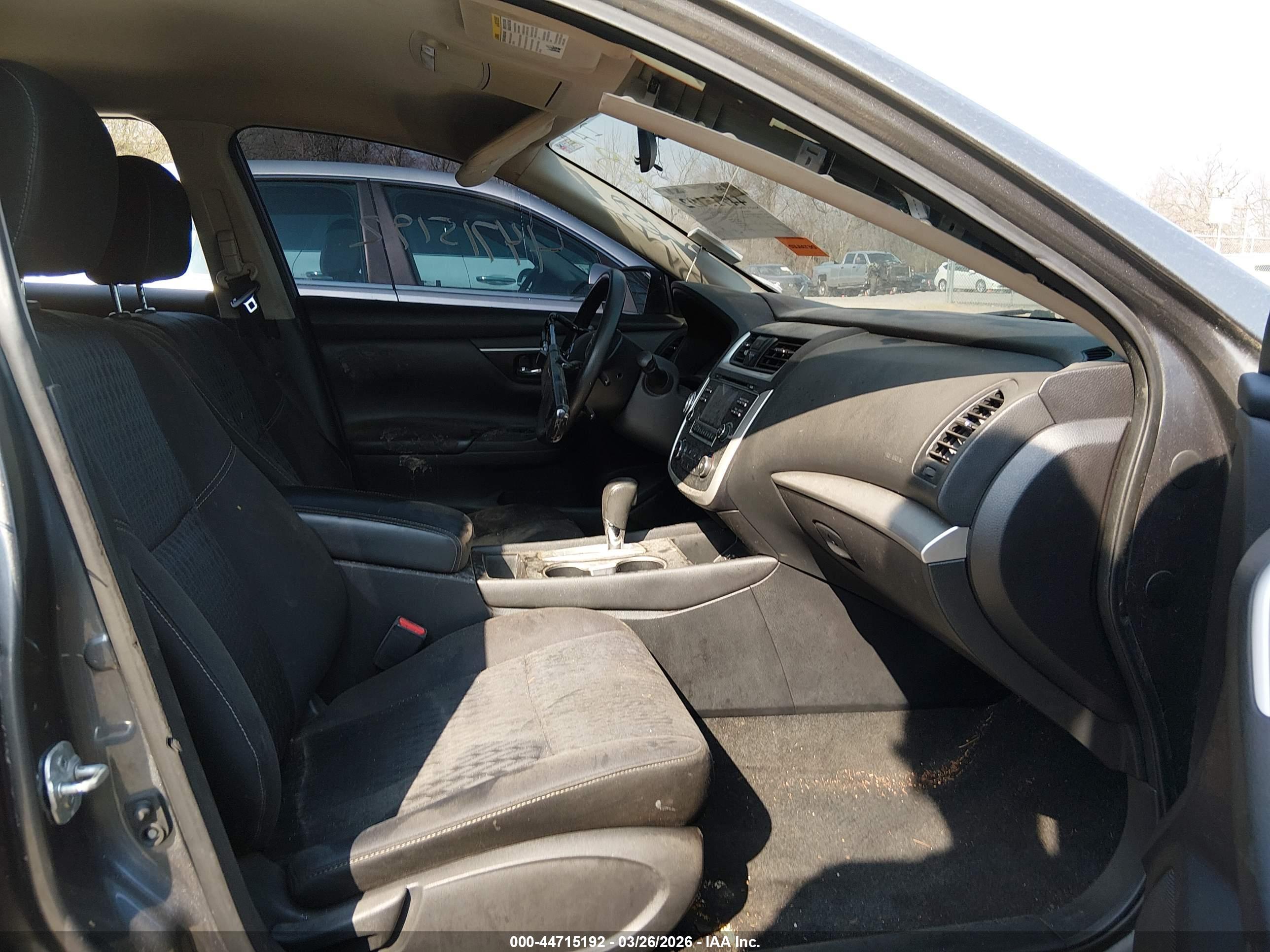 NISSAN ALTIMA image 5