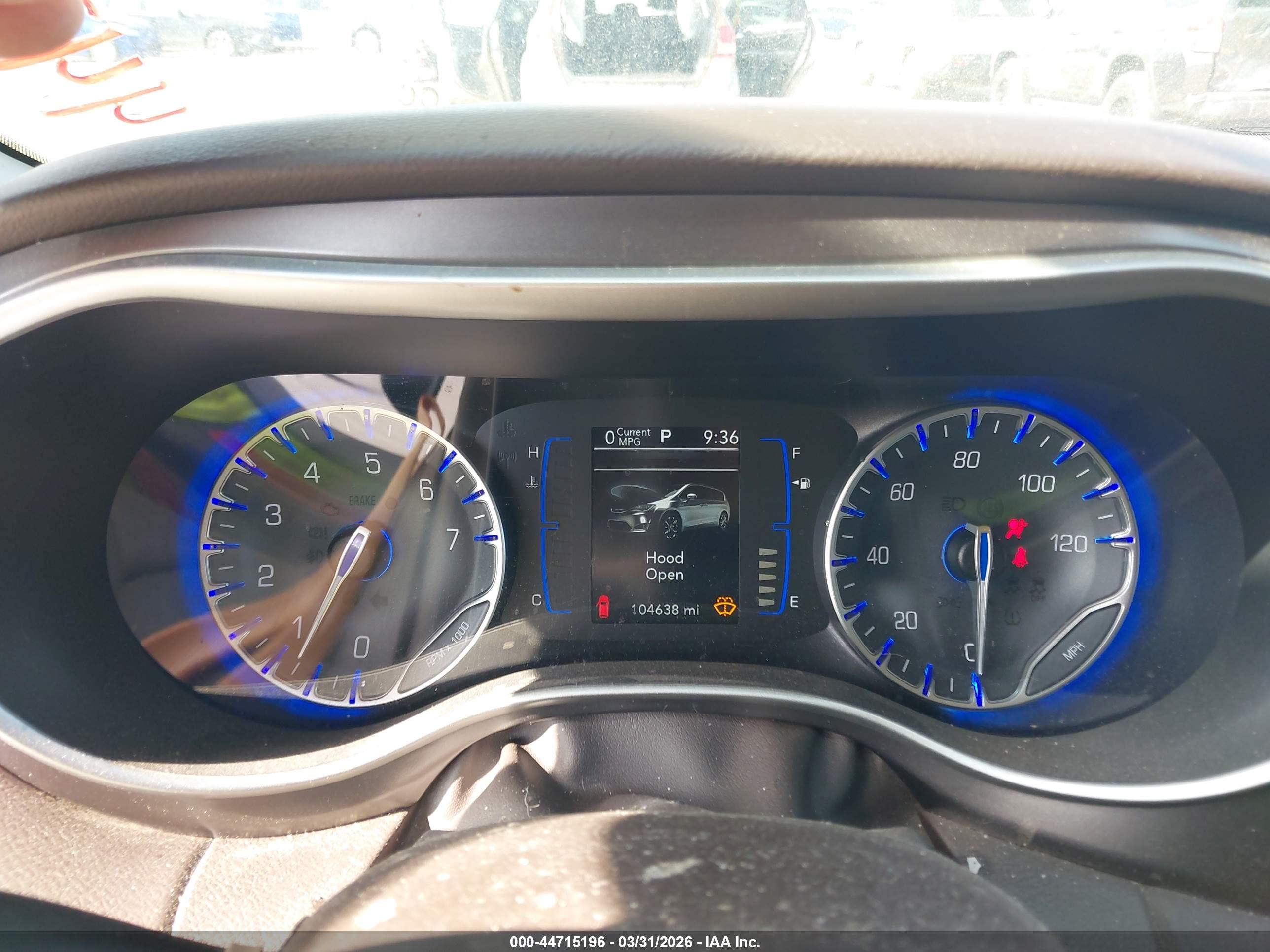 CHRYSLER PACIFICA image 7